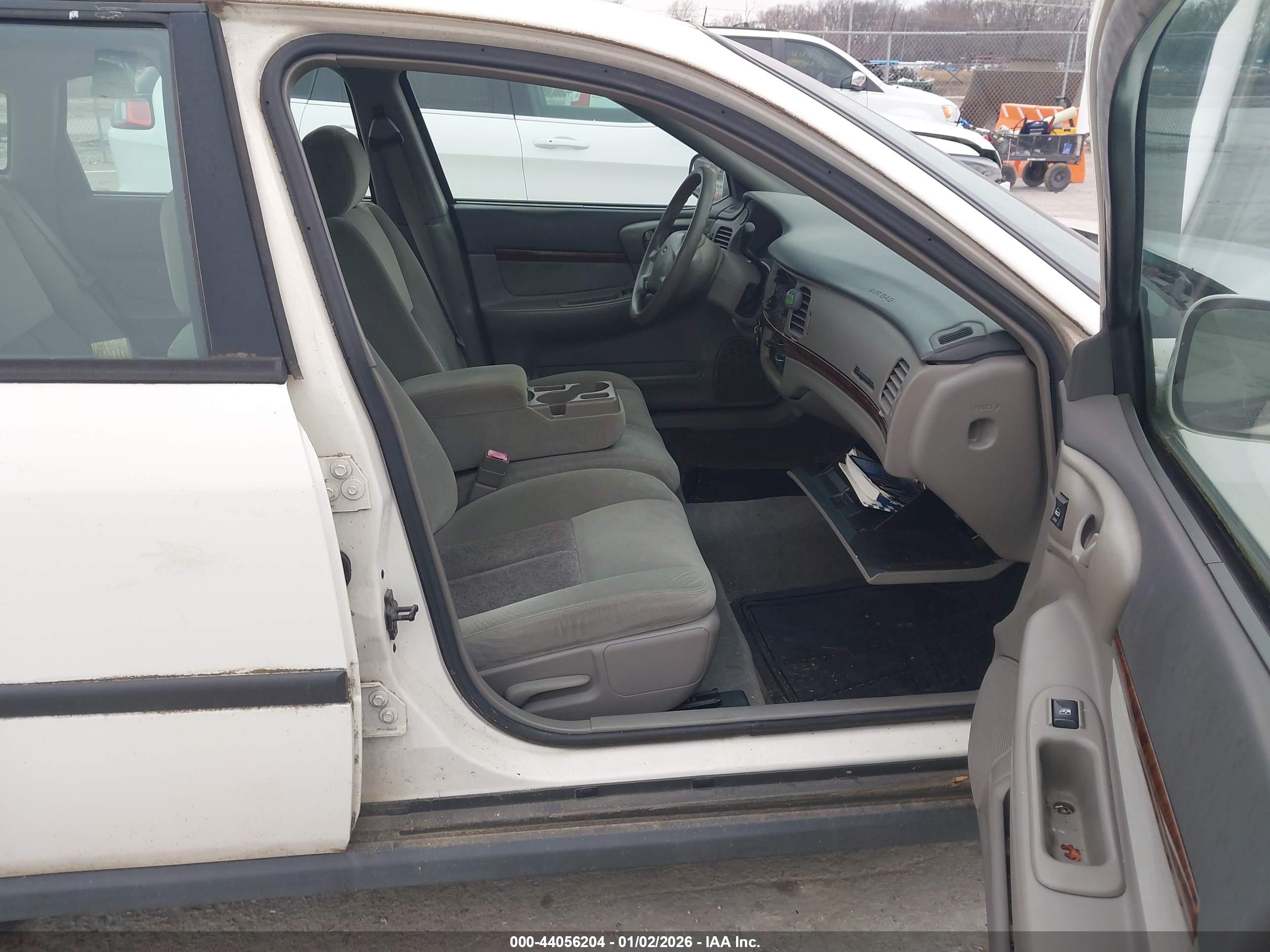 CHEVROLET IMPALA image 5