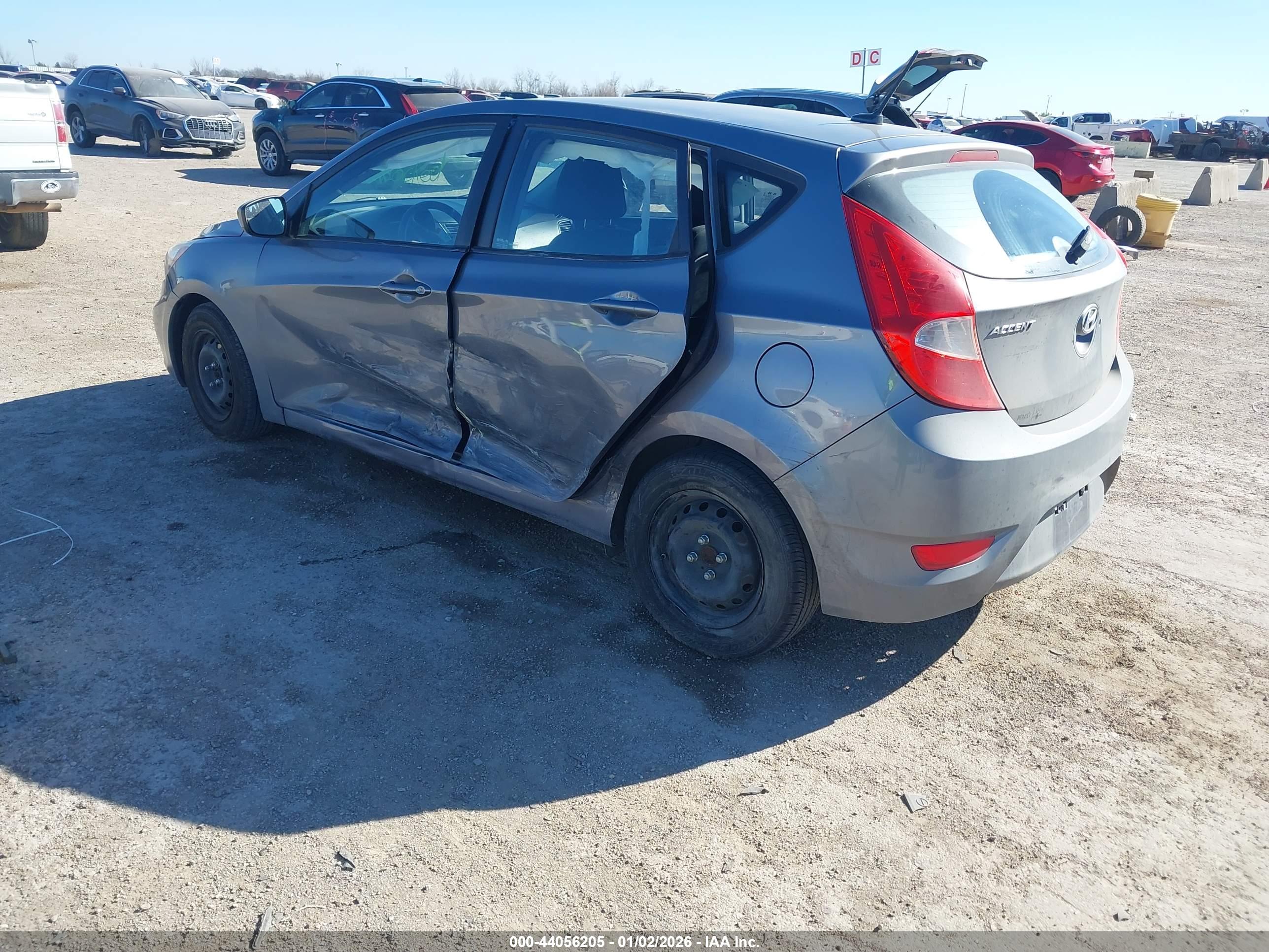 HYUNDAI ACCENT image 3