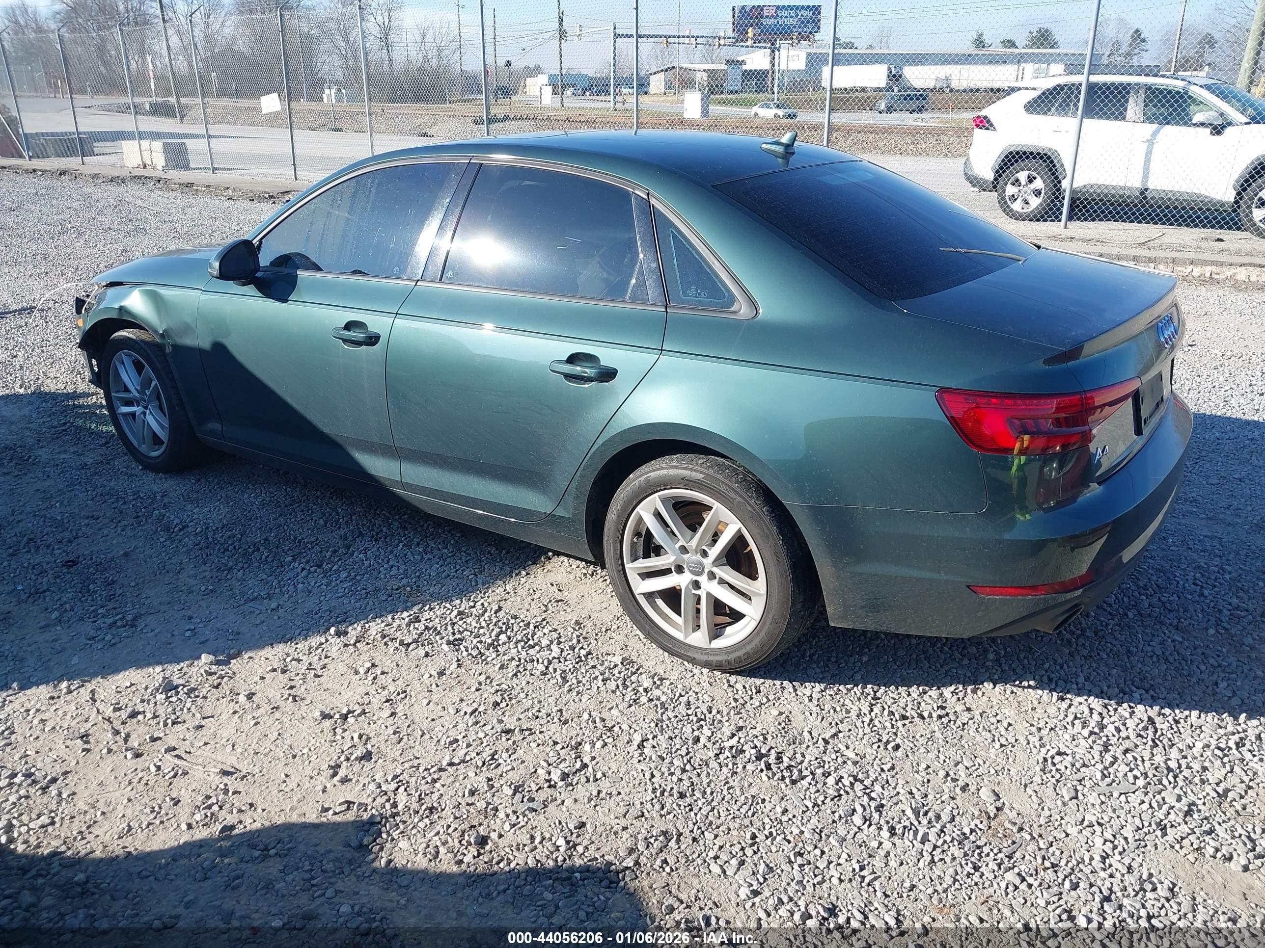 AUDI A4 image 3