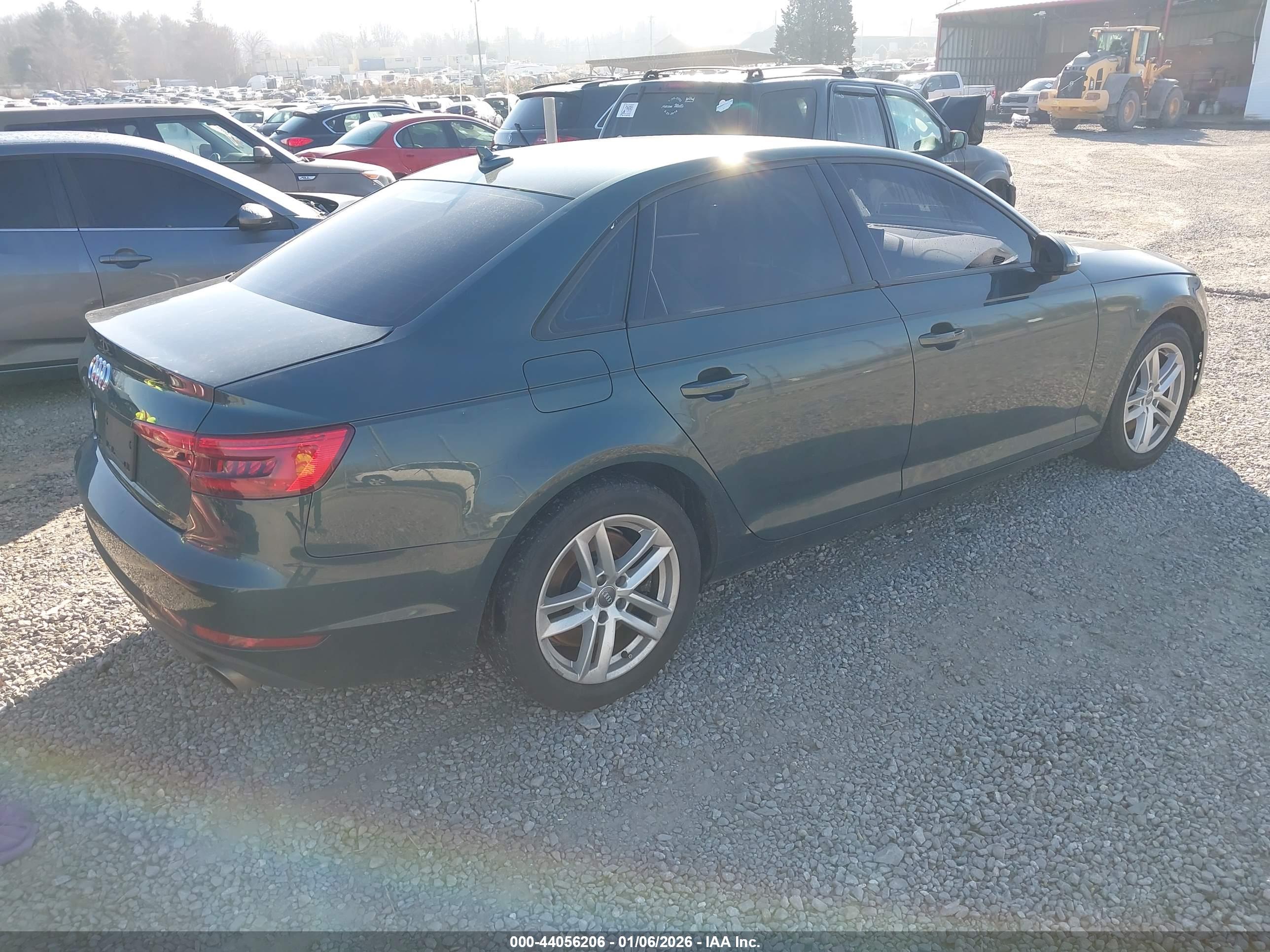 AUDI A4 image 4