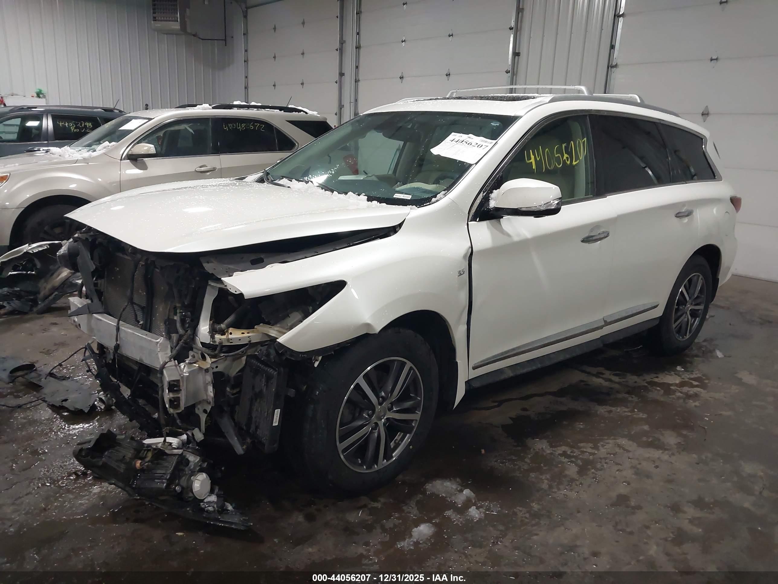 INFINITI QX60 image 2