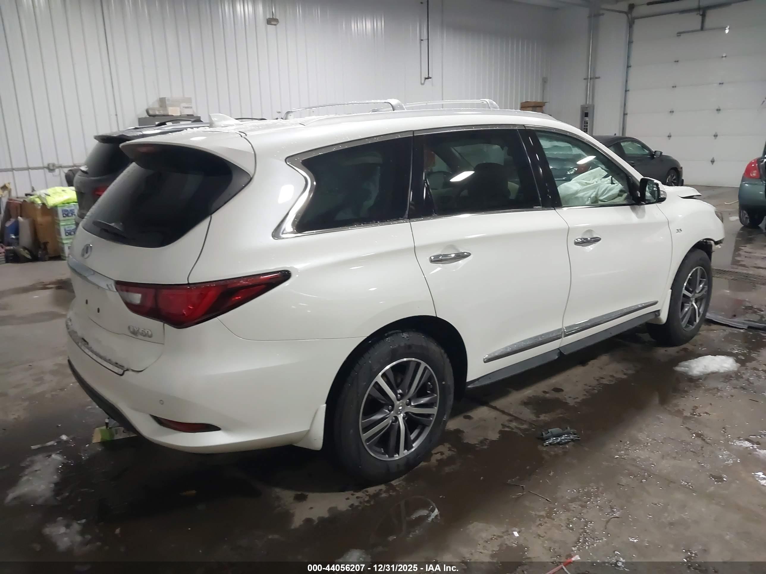 INFINITI QX60 image 4