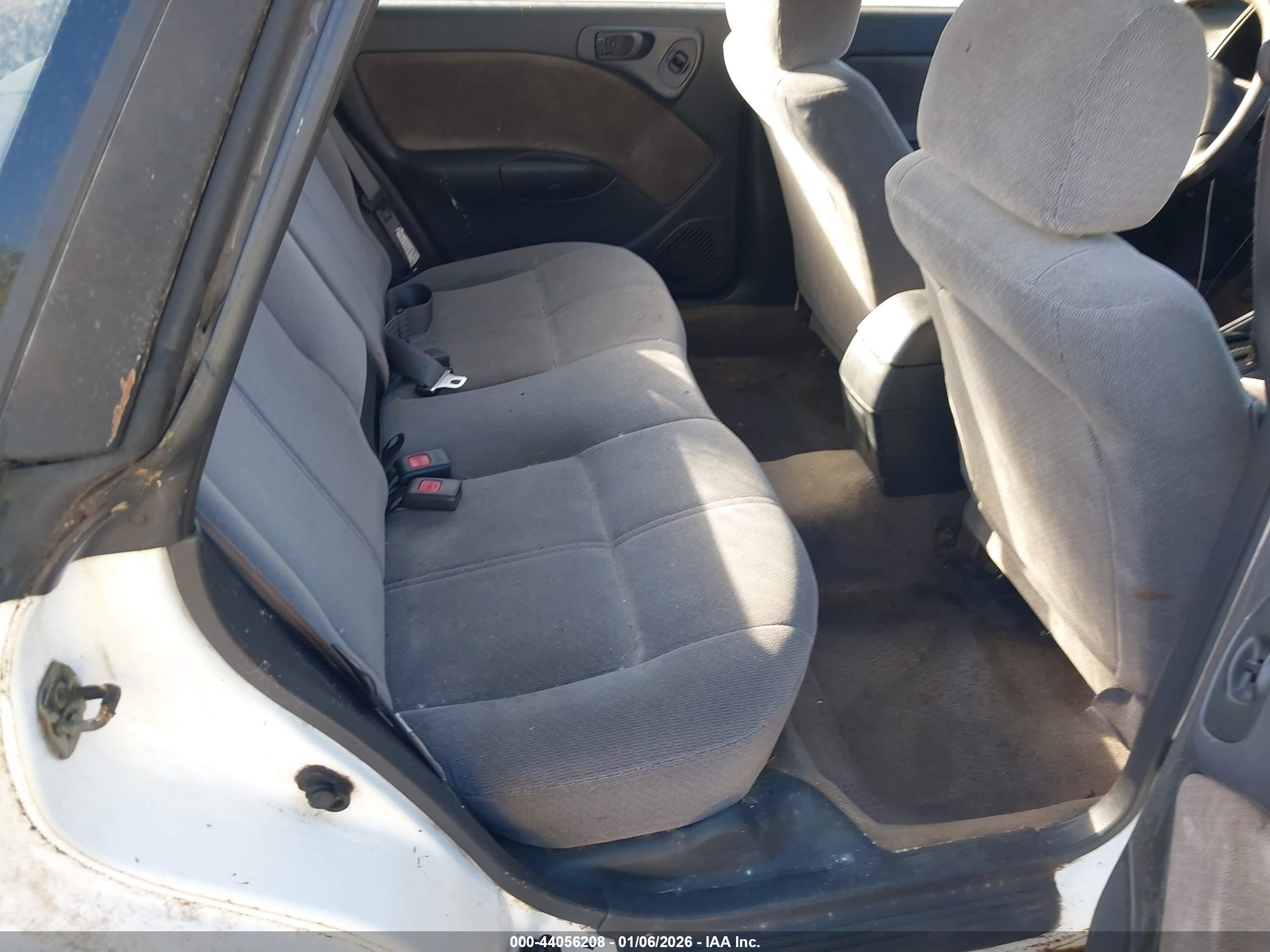 SUBARU LEGACY image 8