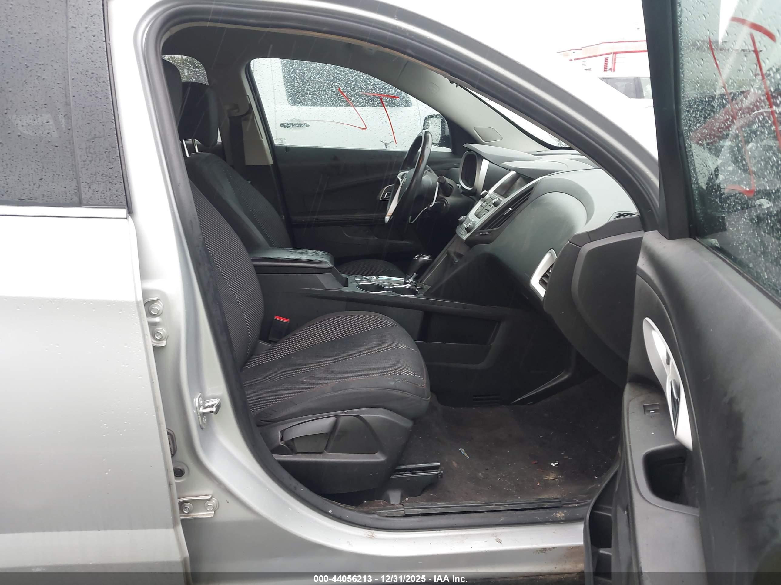 CHEVROLET EQUINOX image 5