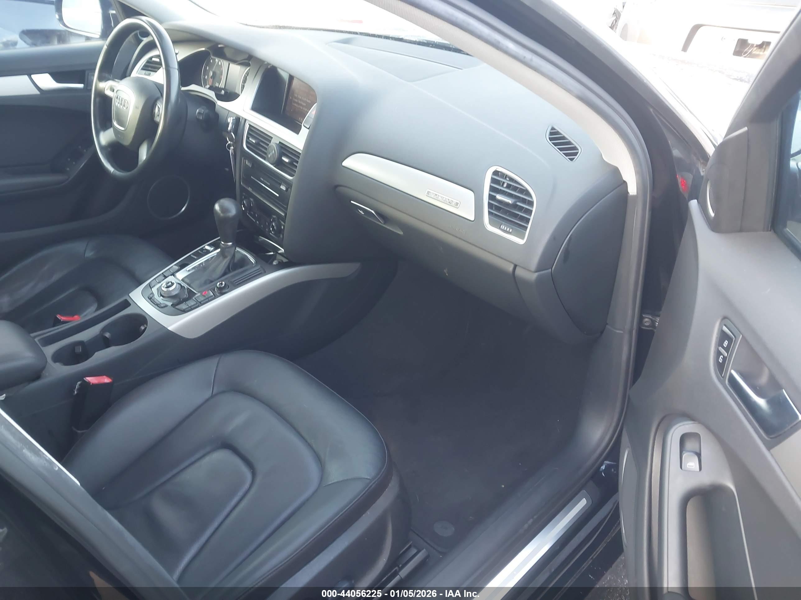 AUDI A4 image 5