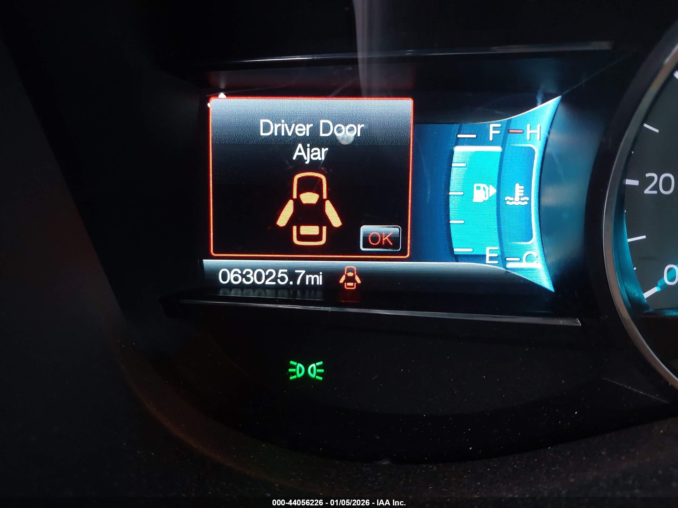 FORD EXPLORER image 7