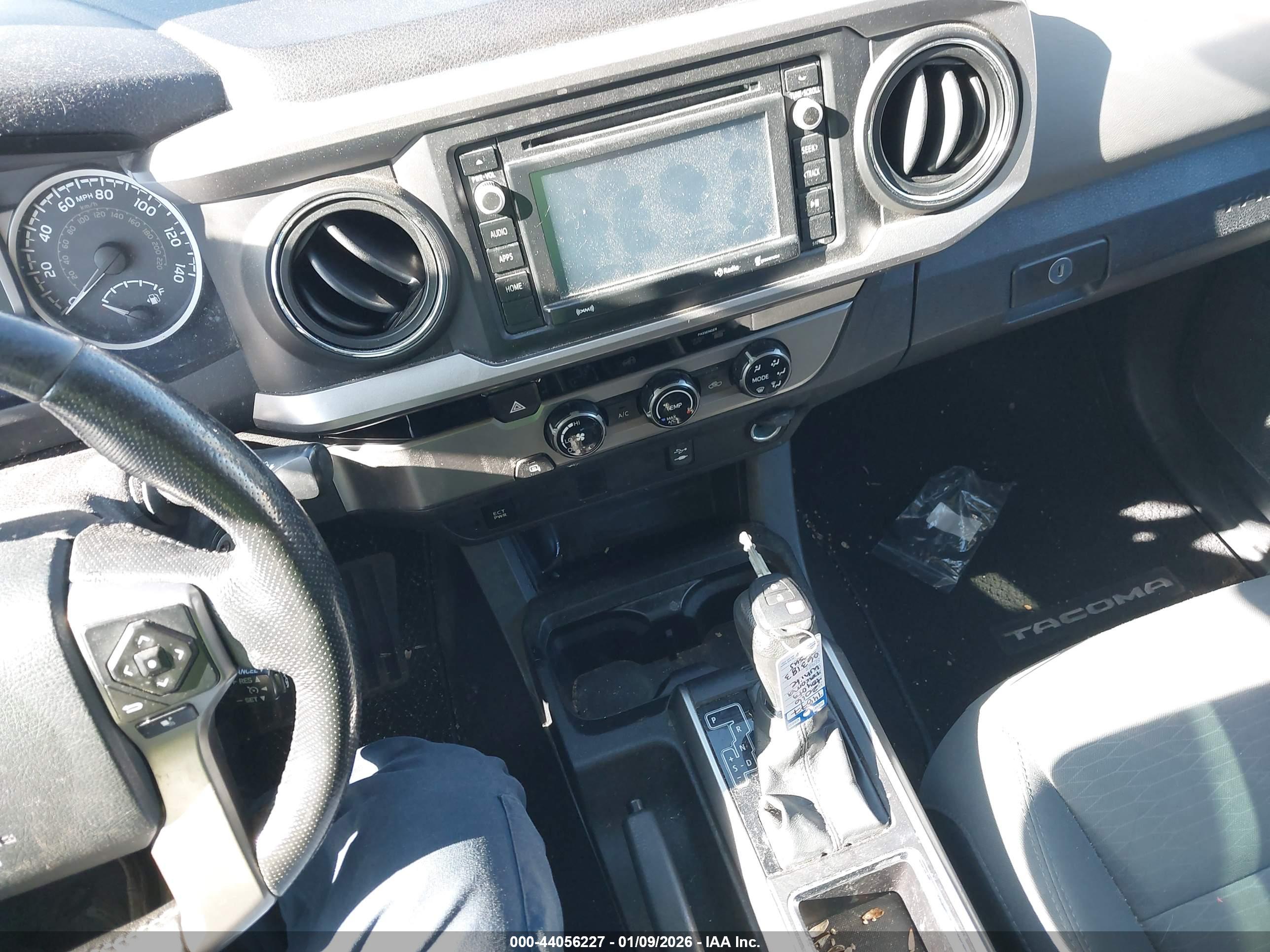 TOYOTA TACOMA image 11