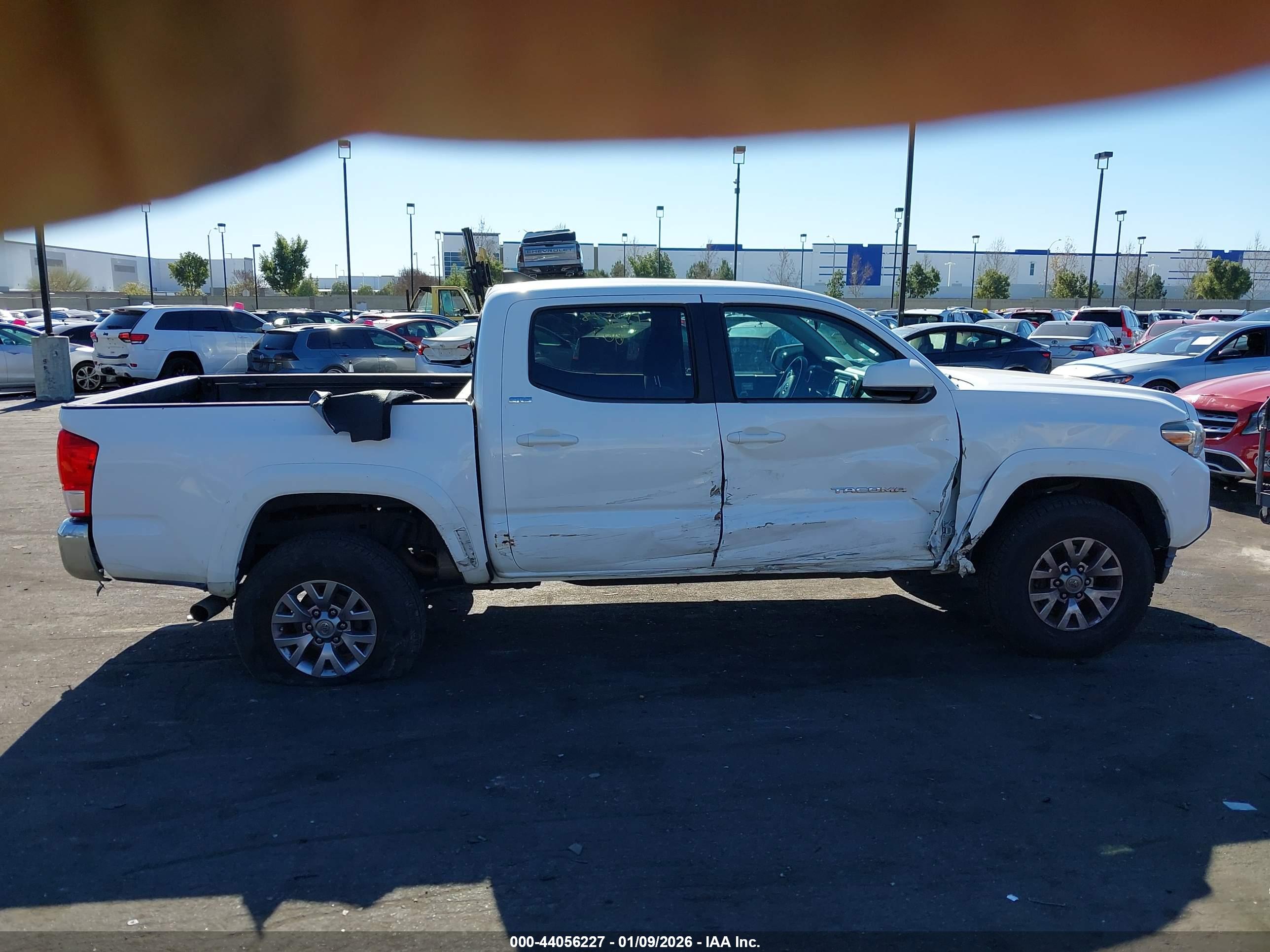 TOYOTA TACOMA image 6