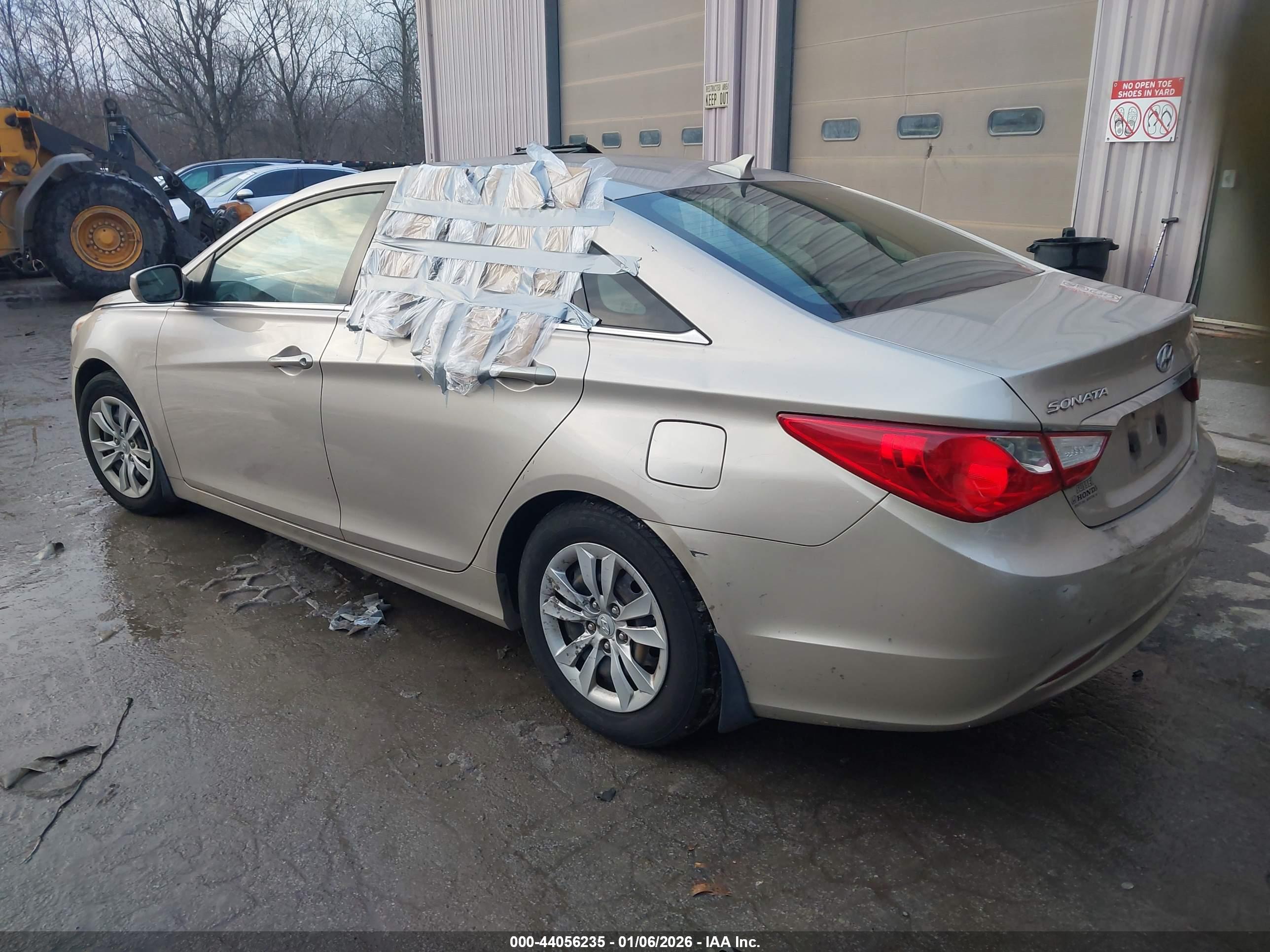 HYUNDAI SONATA image 3