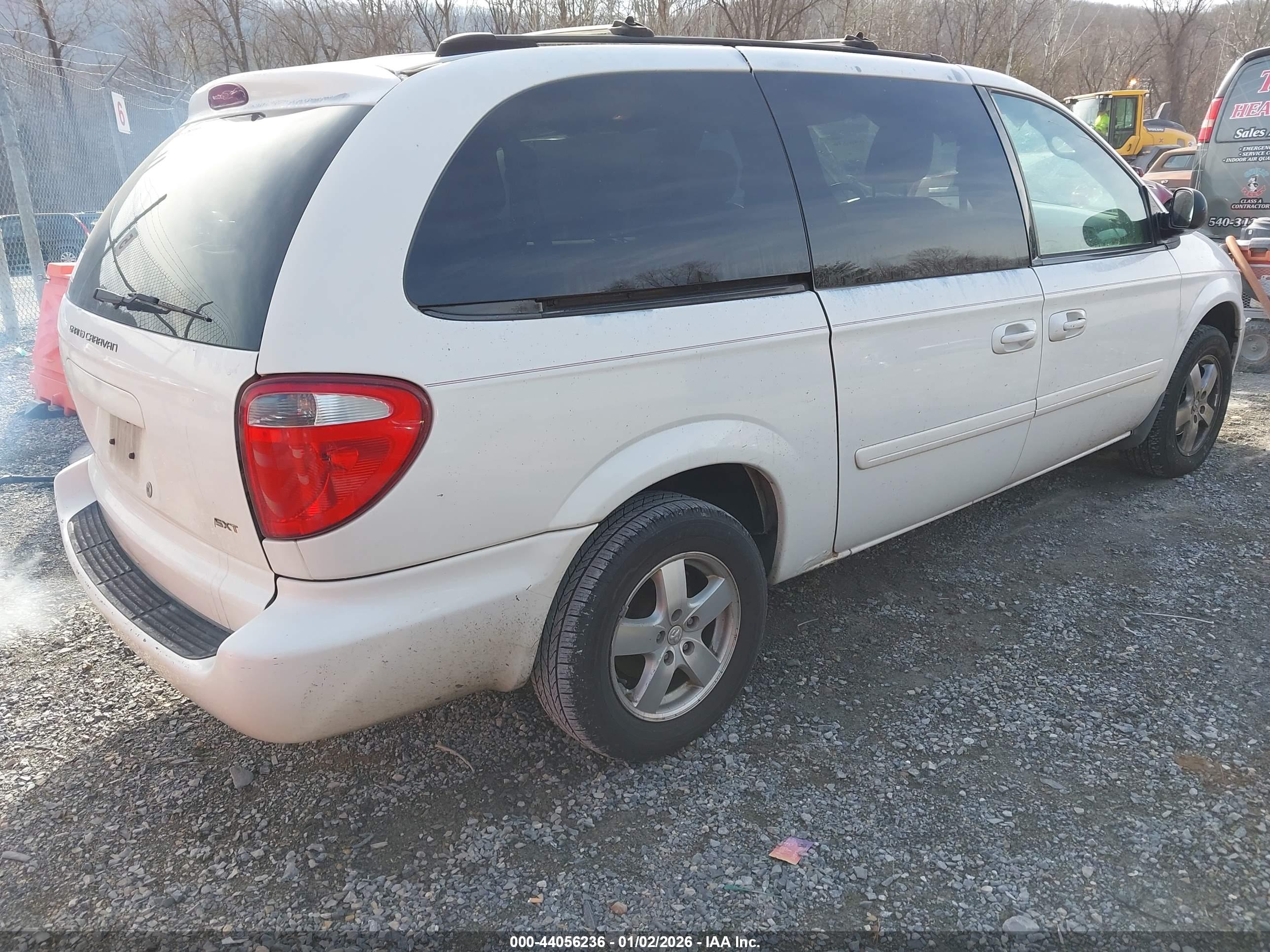 DODGE GRAND image 4