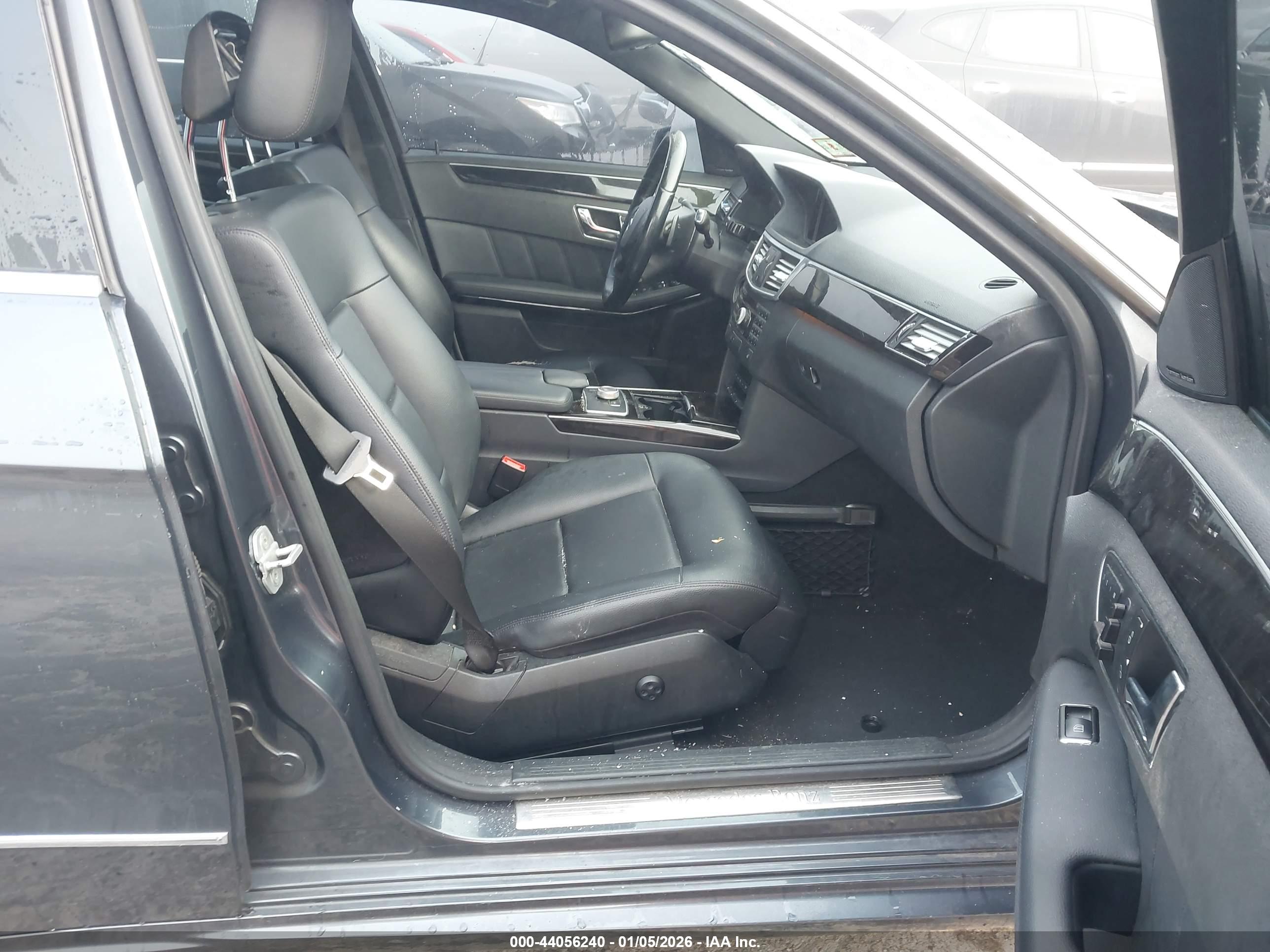 MERCEDES-BENZ E image 5