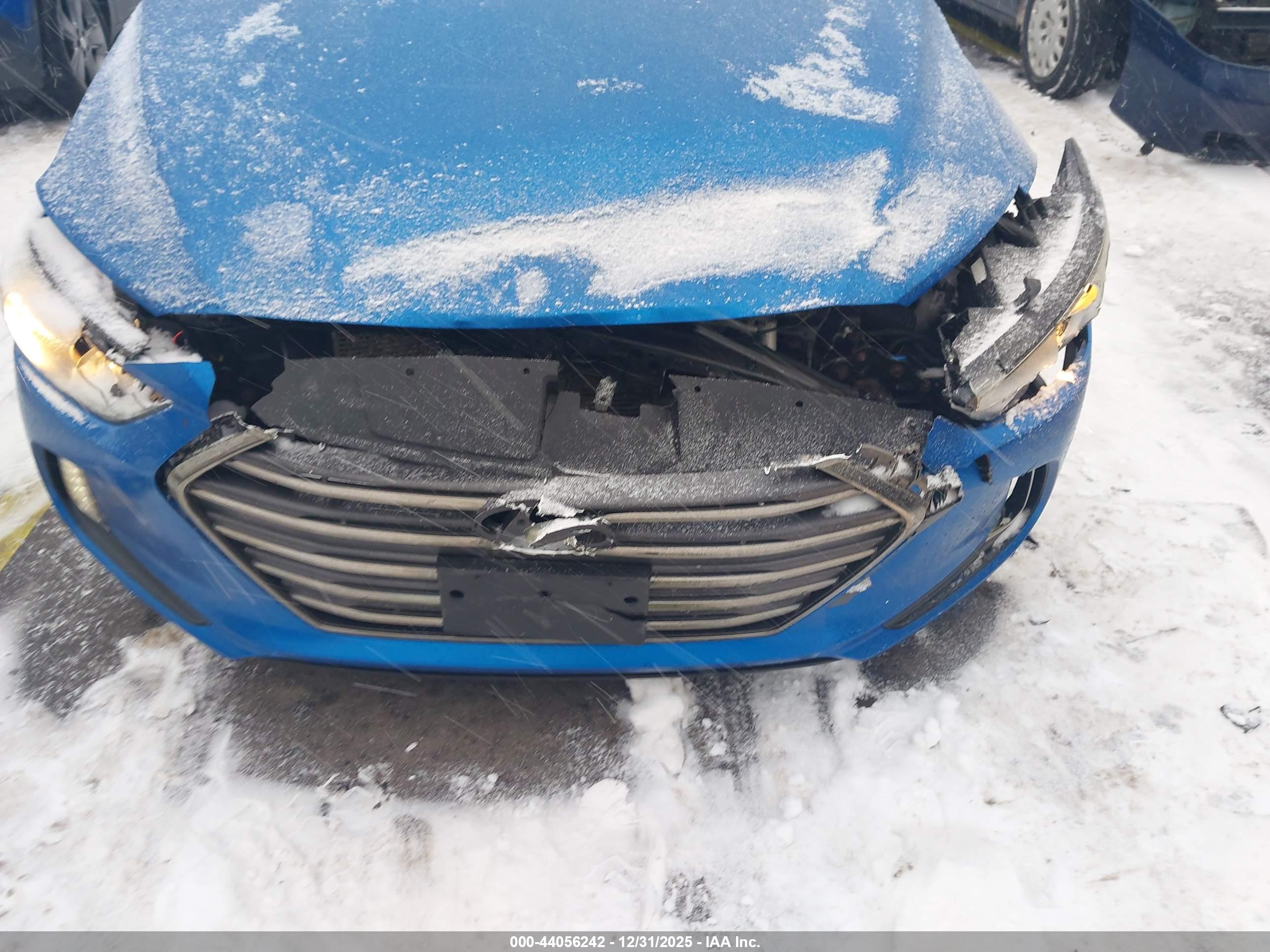 HYUNDAI ELANTRA image 6