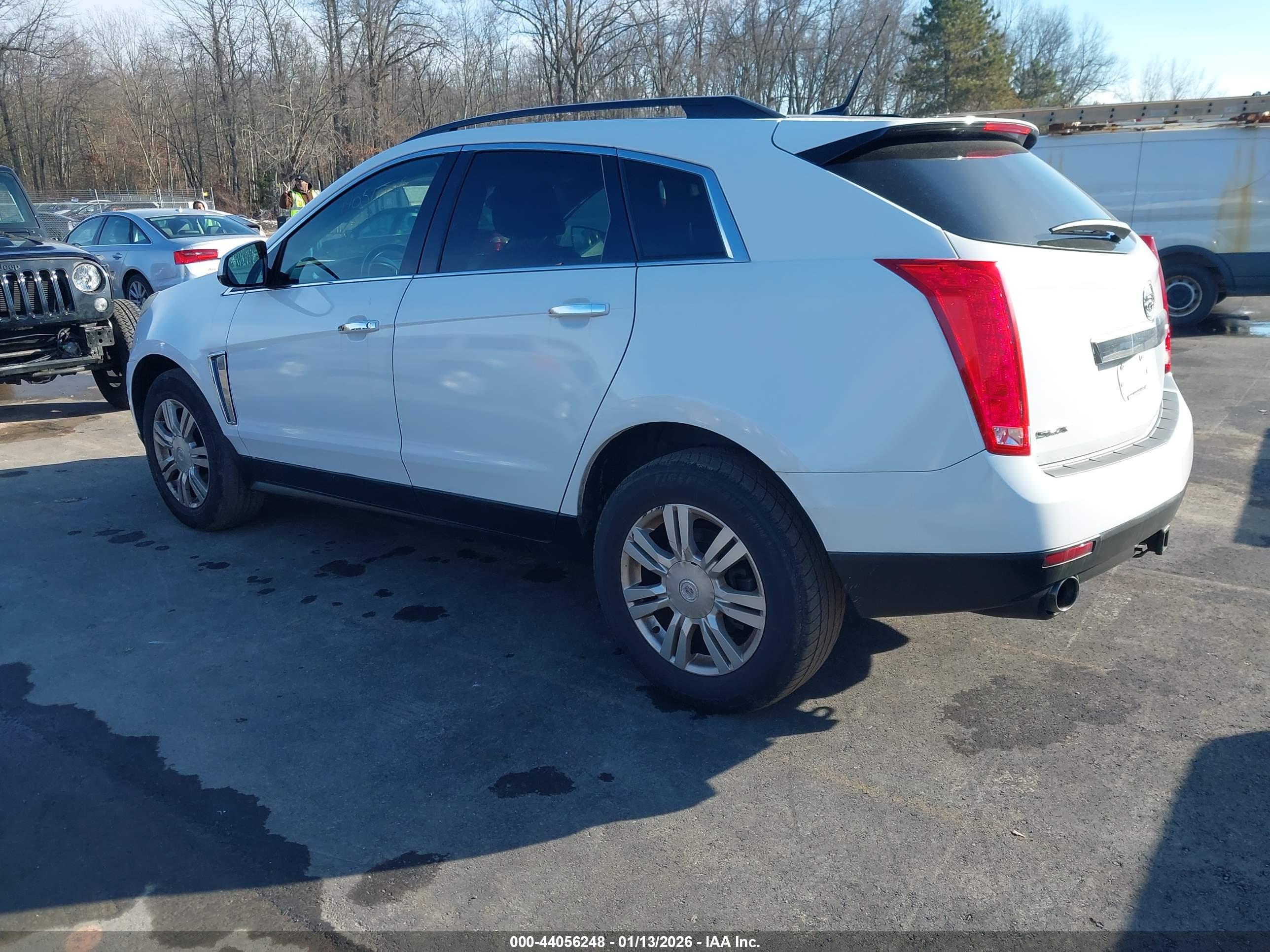 CADILLAC SRX image 3