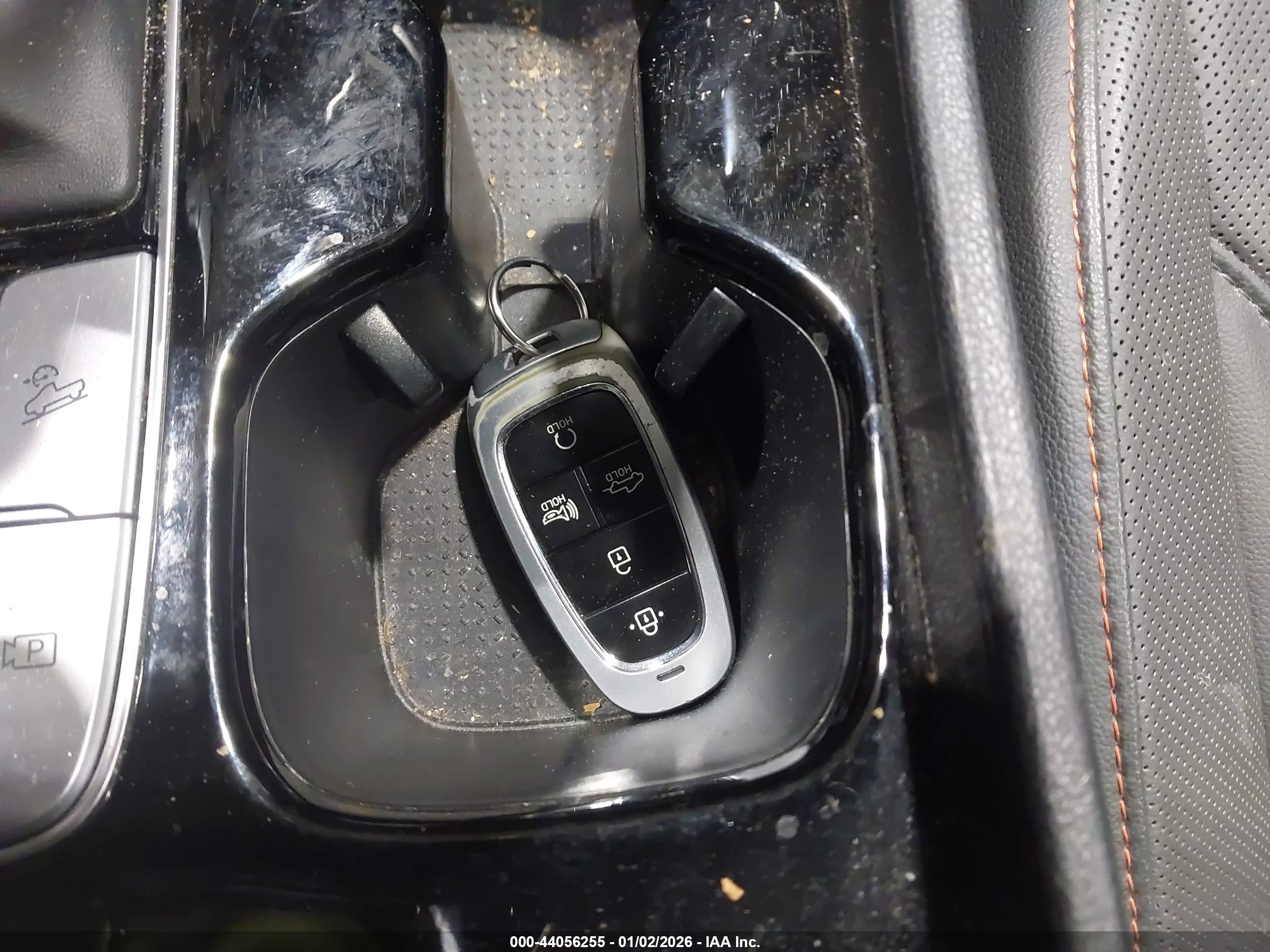 HYUNDAI SANTA image 11
