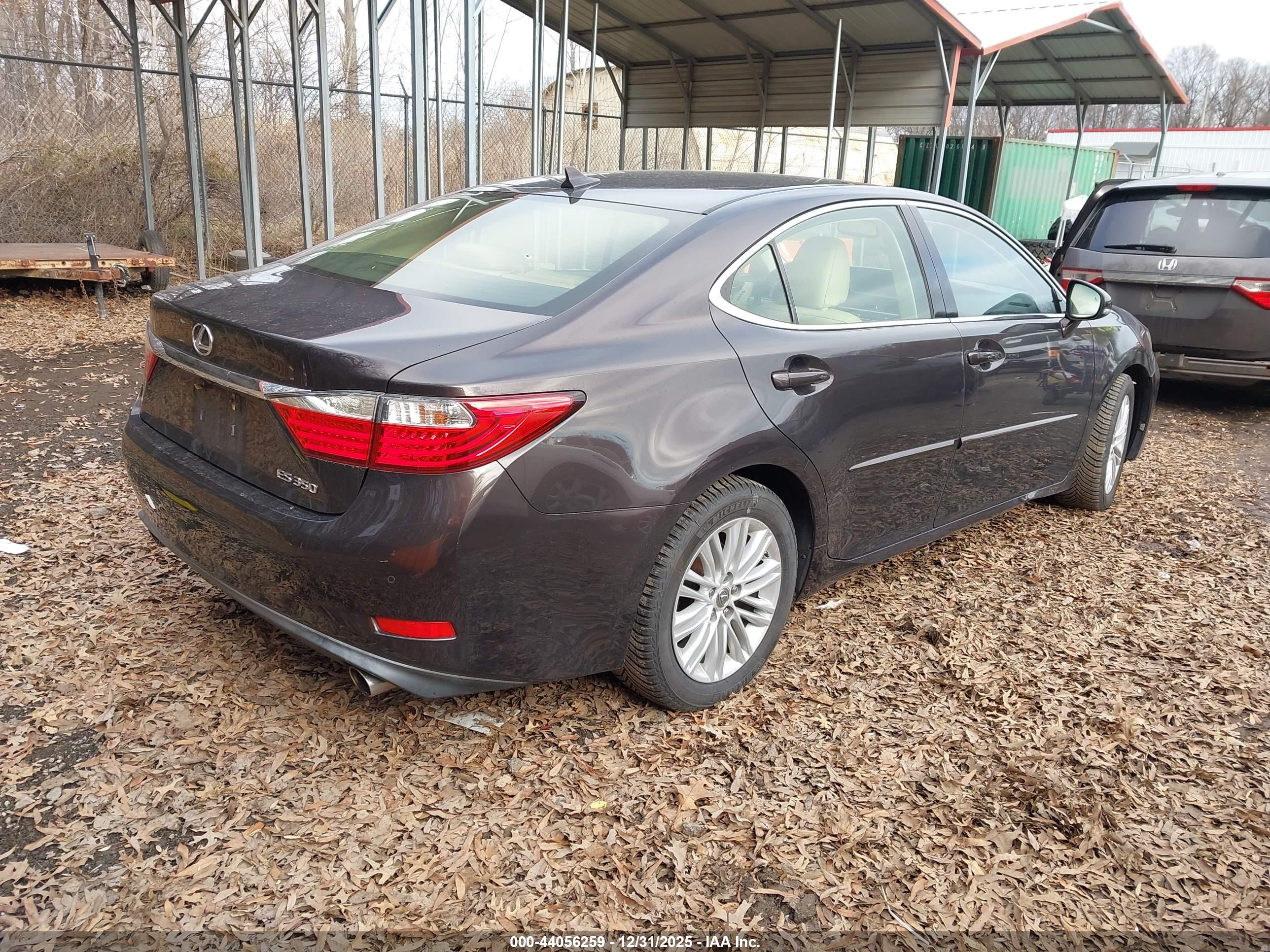 LEXUS ES image 4