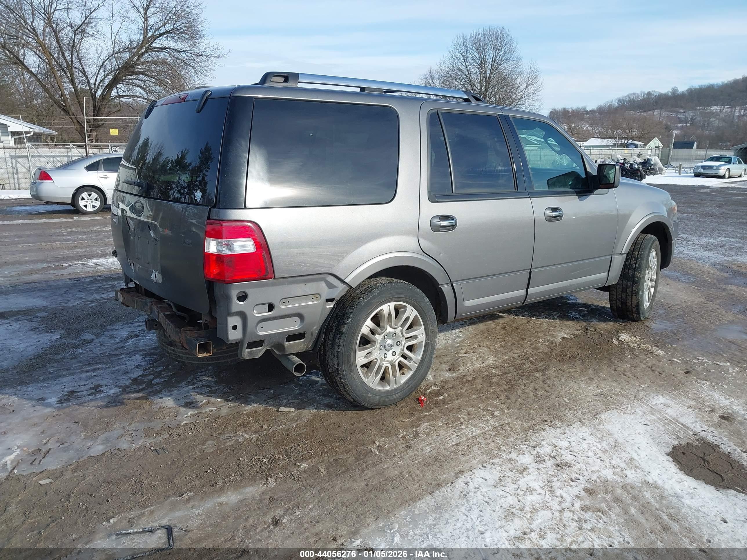 FORD EXPEDITION image 4