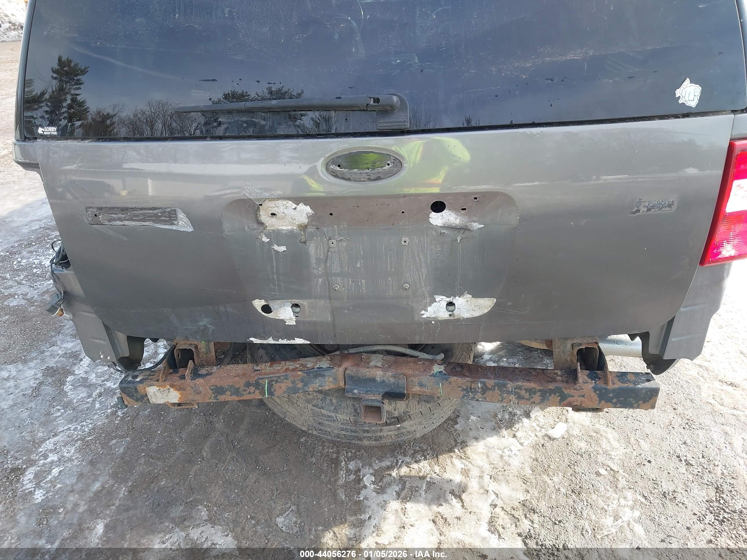 FORD EXPEDITION image 6