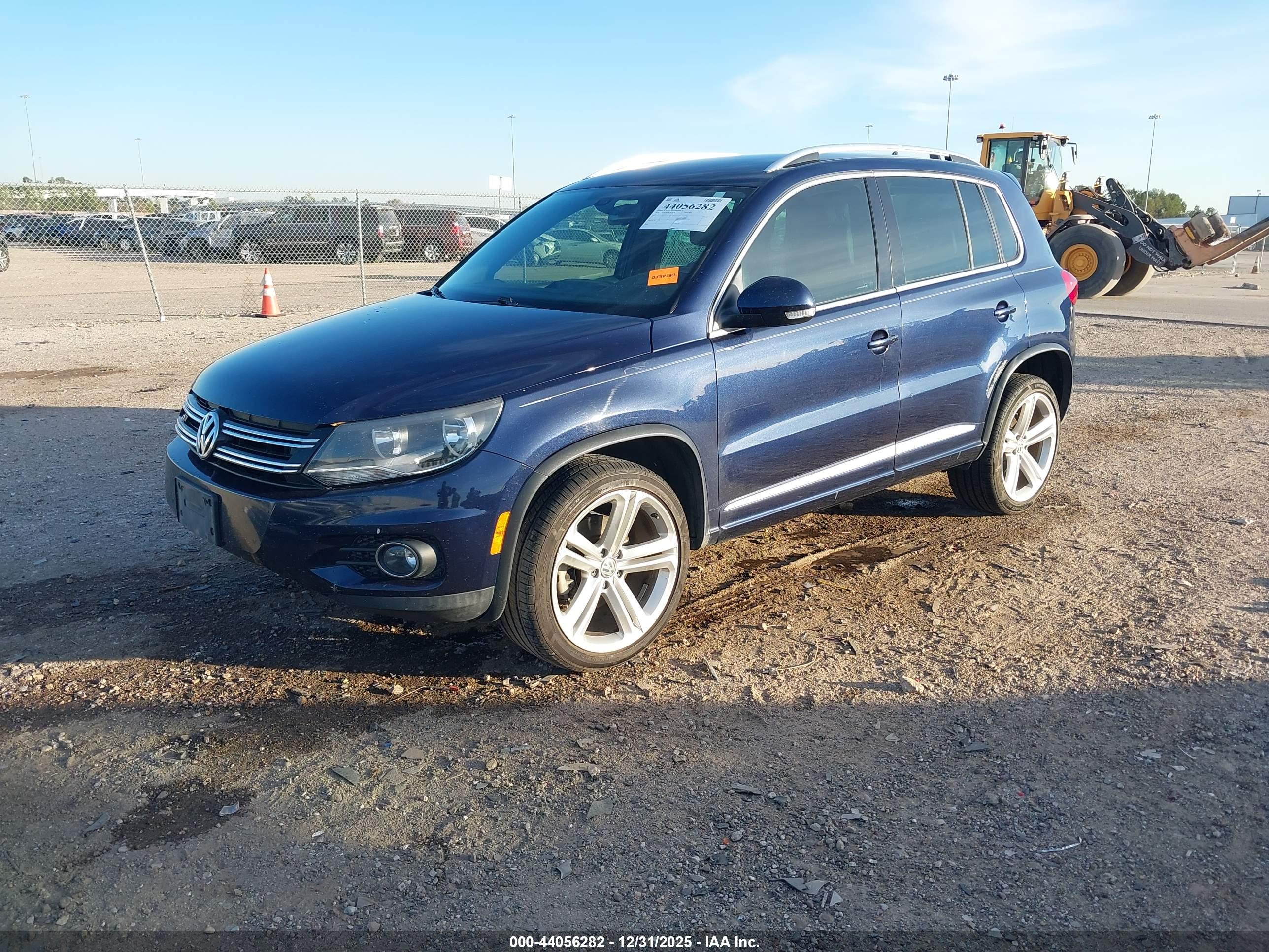 VOLKSWAGEN TIGUAN image 2