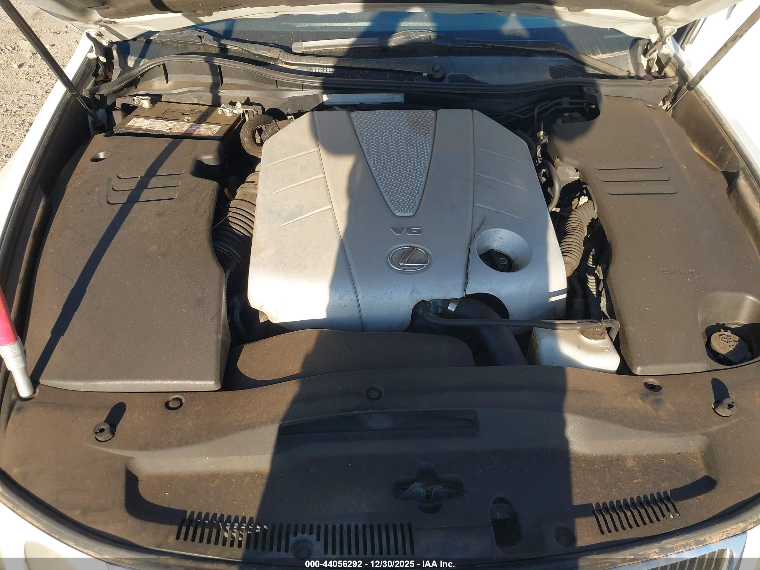 LEXUS GS image 10