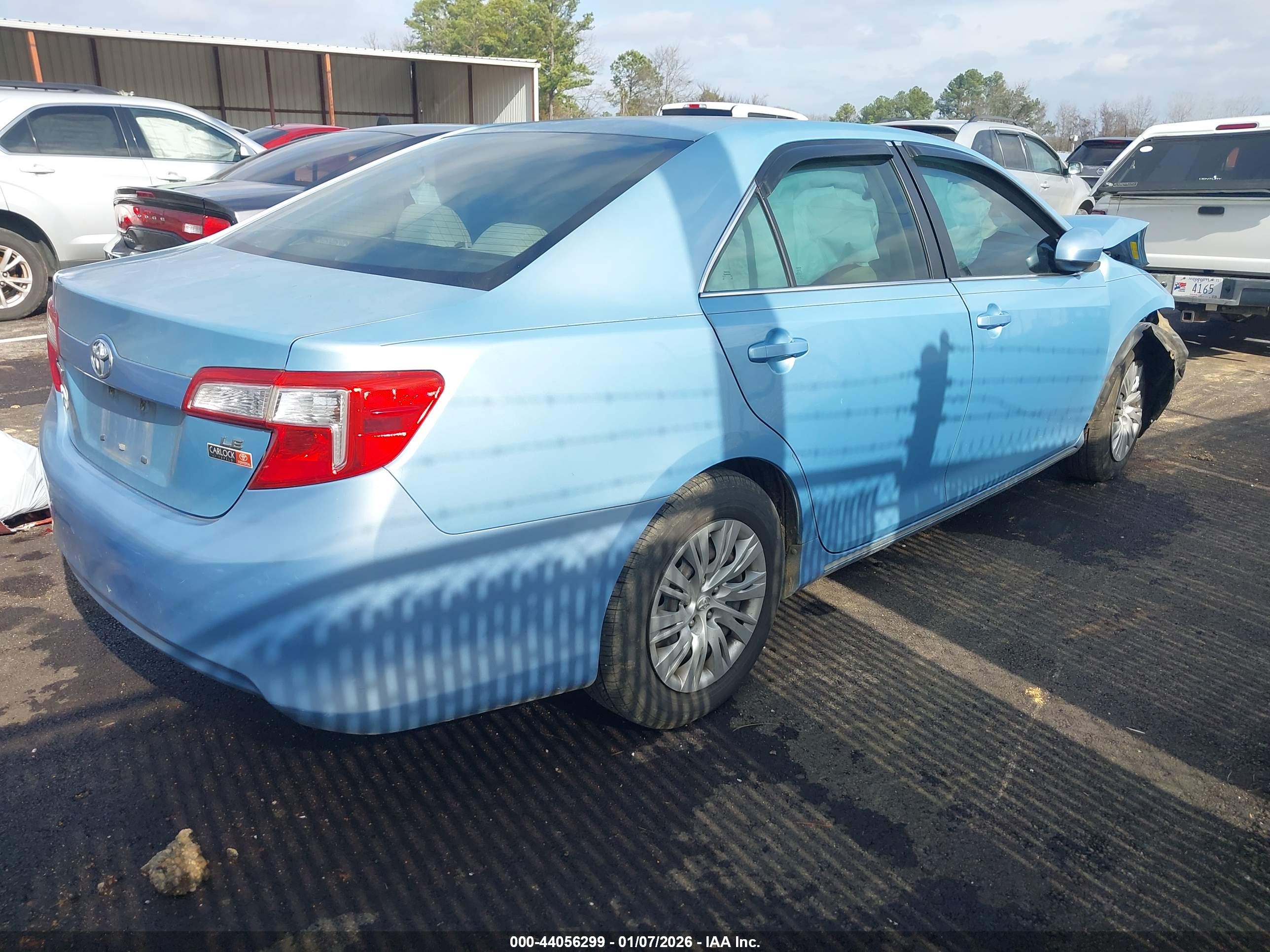 TOYOTA CAMRY image 4