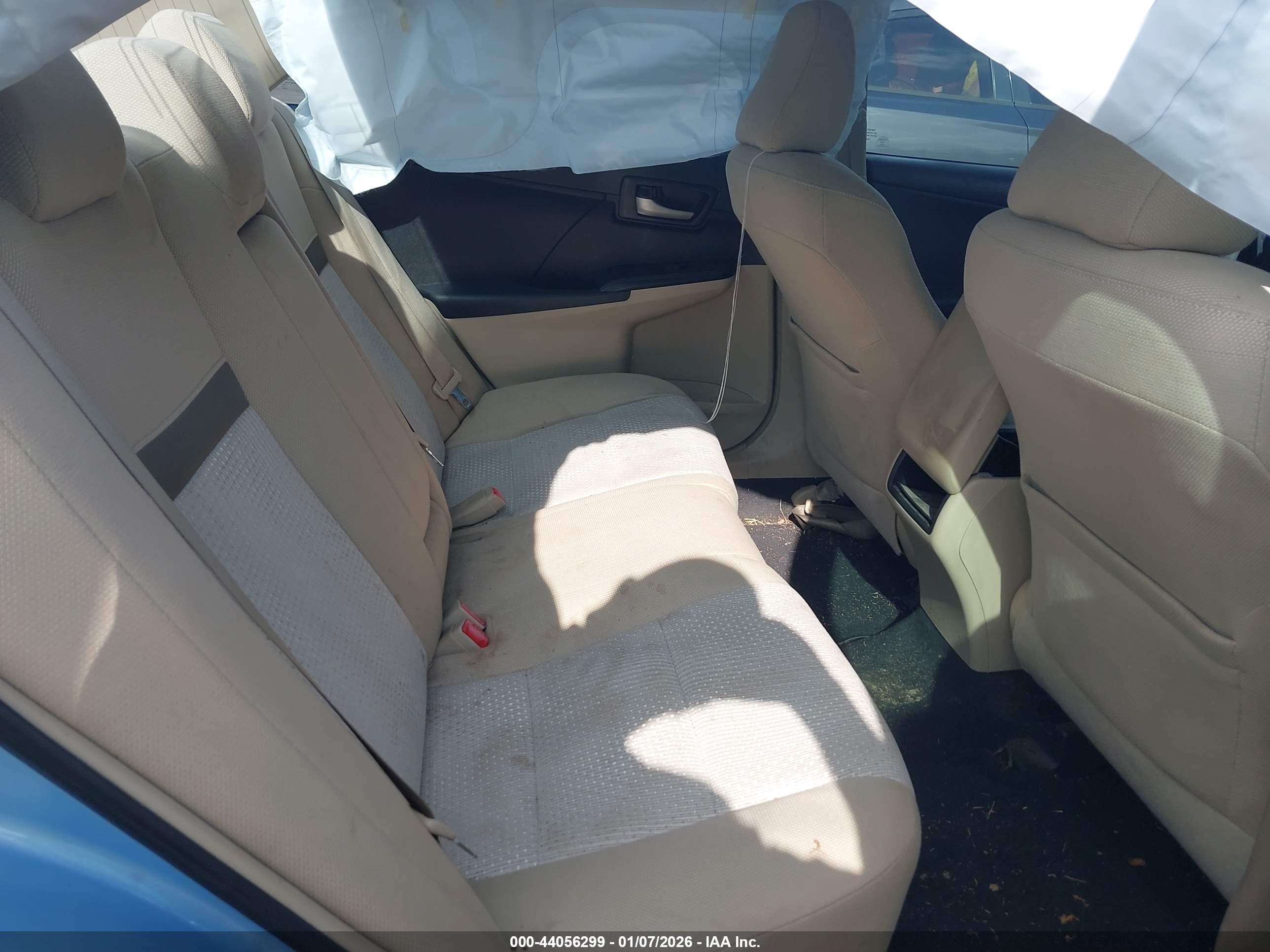 TOYOTA CAMRY image 8