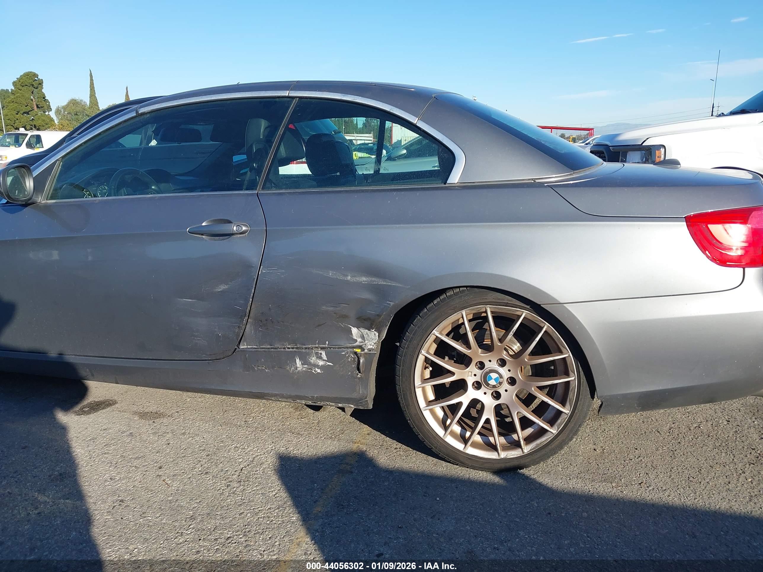 BMW 328I image 6
