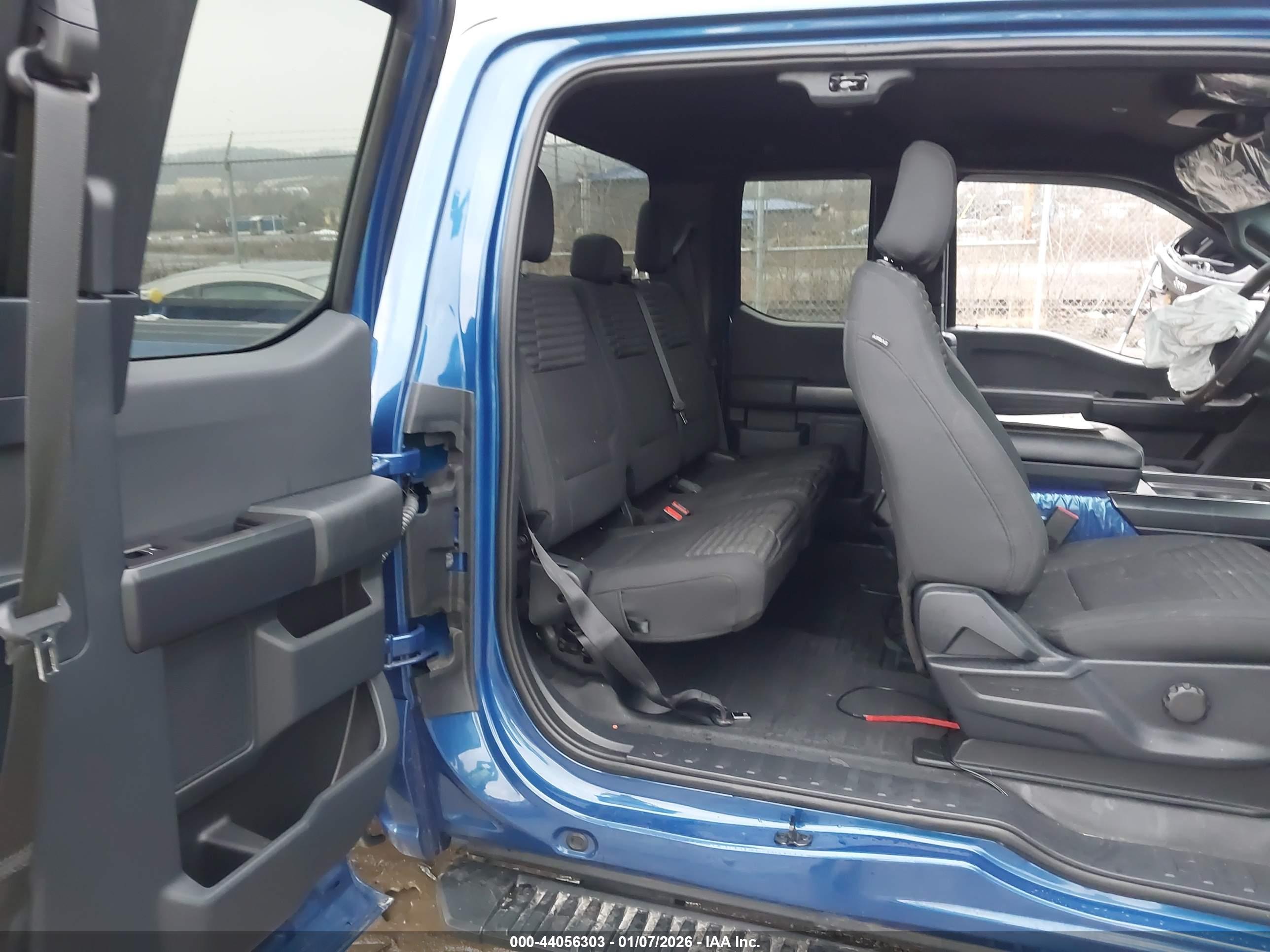 FORD F-150 image 8
