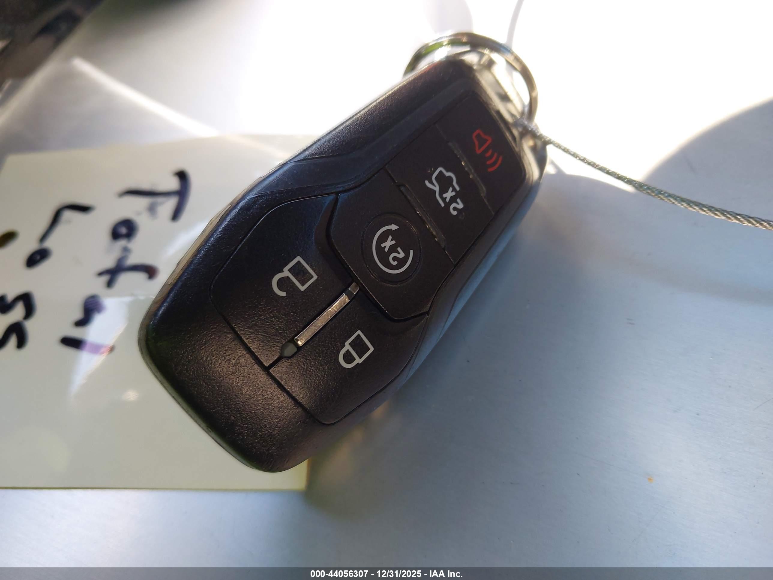 LINCOLN MKZ image 11
