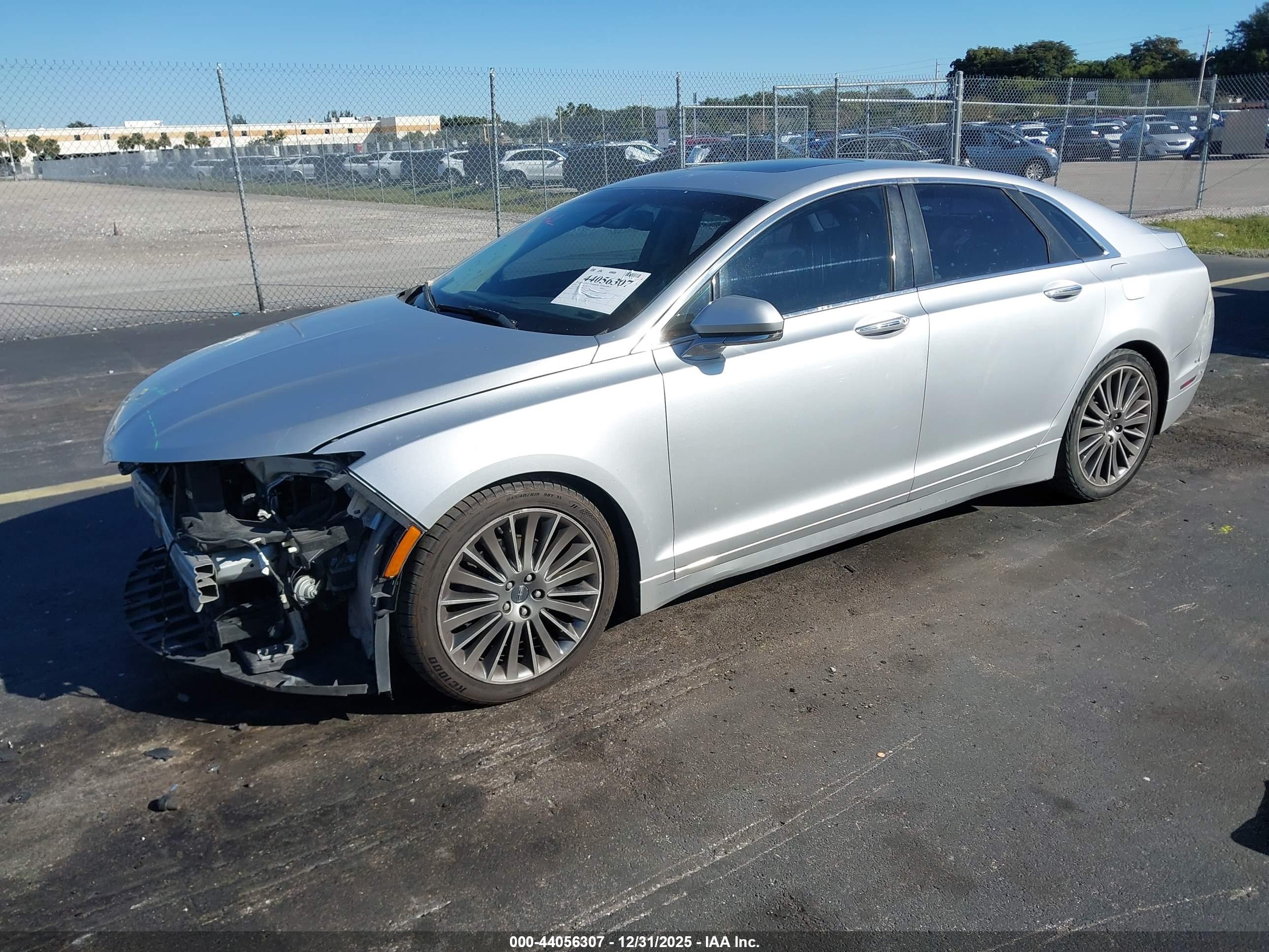 LINCOLN MKZ image 2