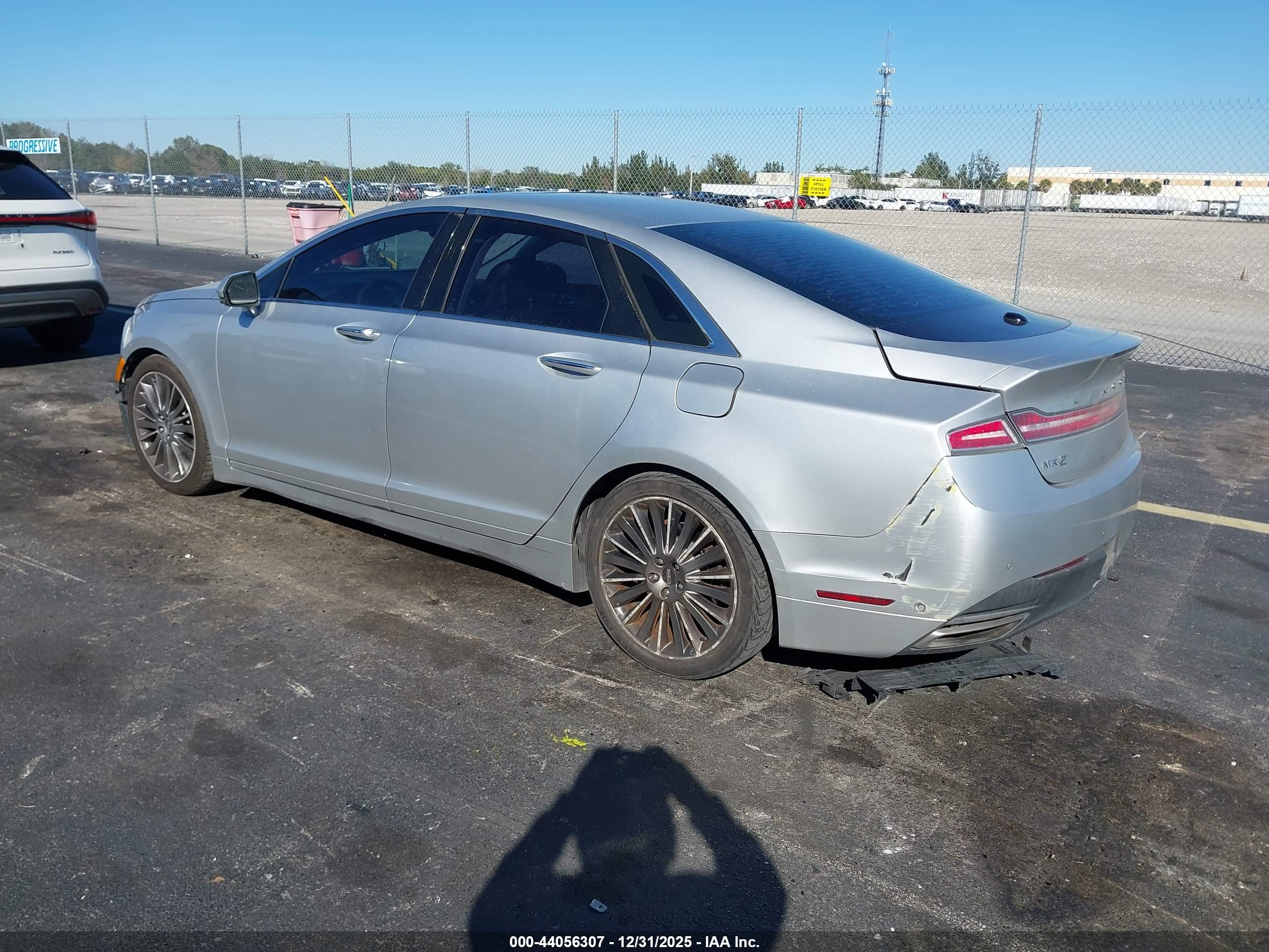 LINCOLN MKZ image 3