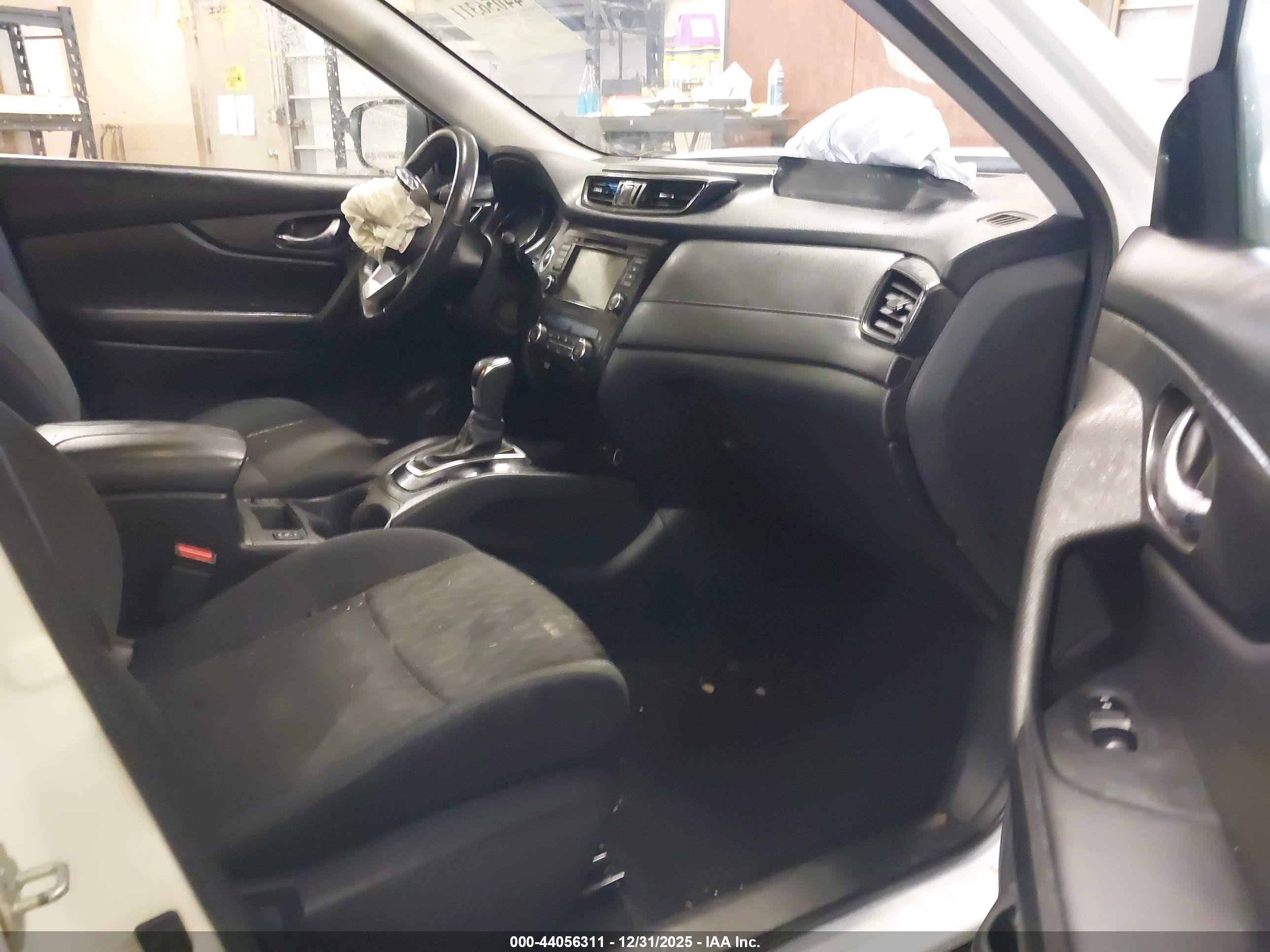 NISSAN ROGUE image 5
