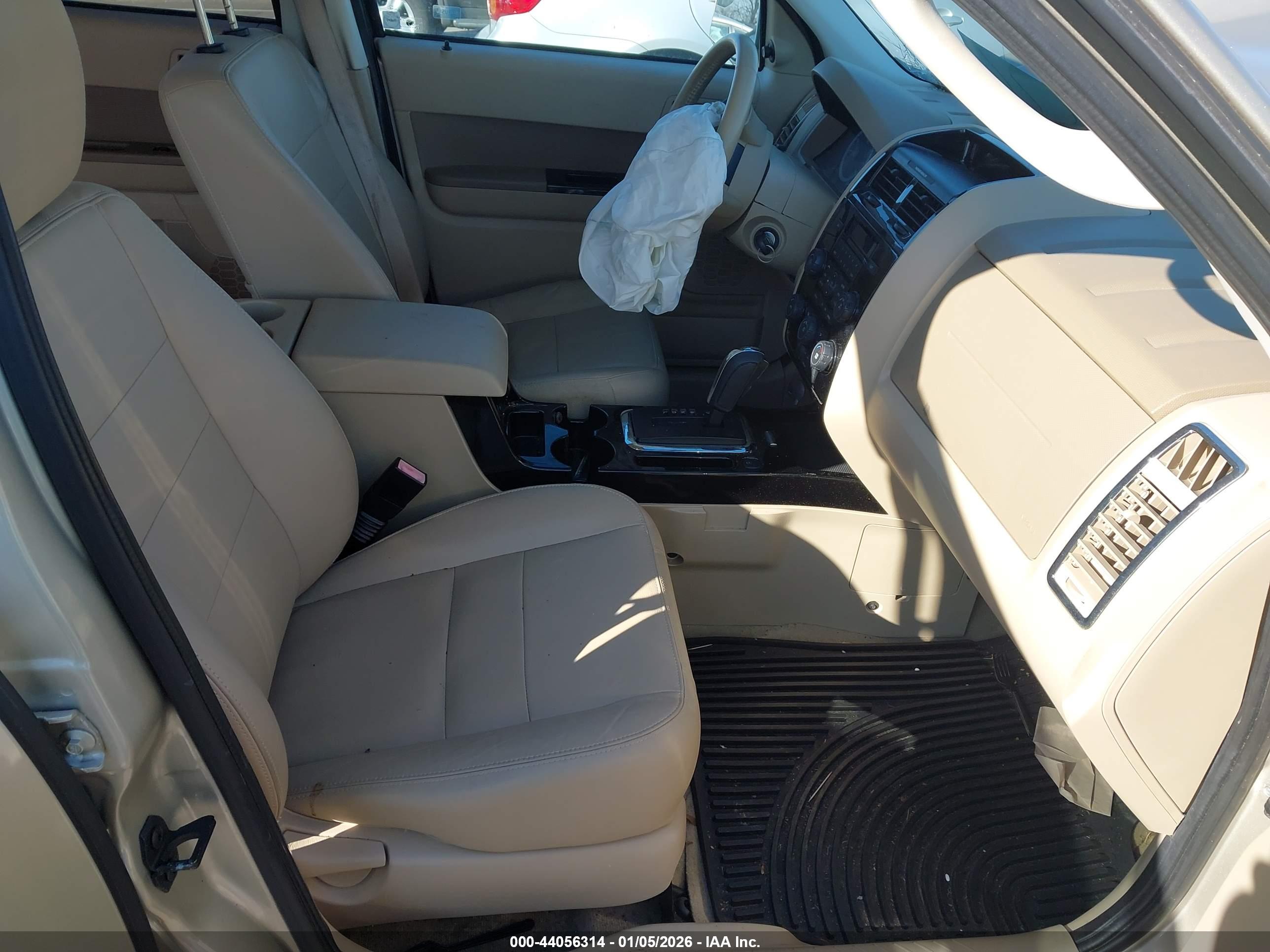 FORD ESCAPE image 5