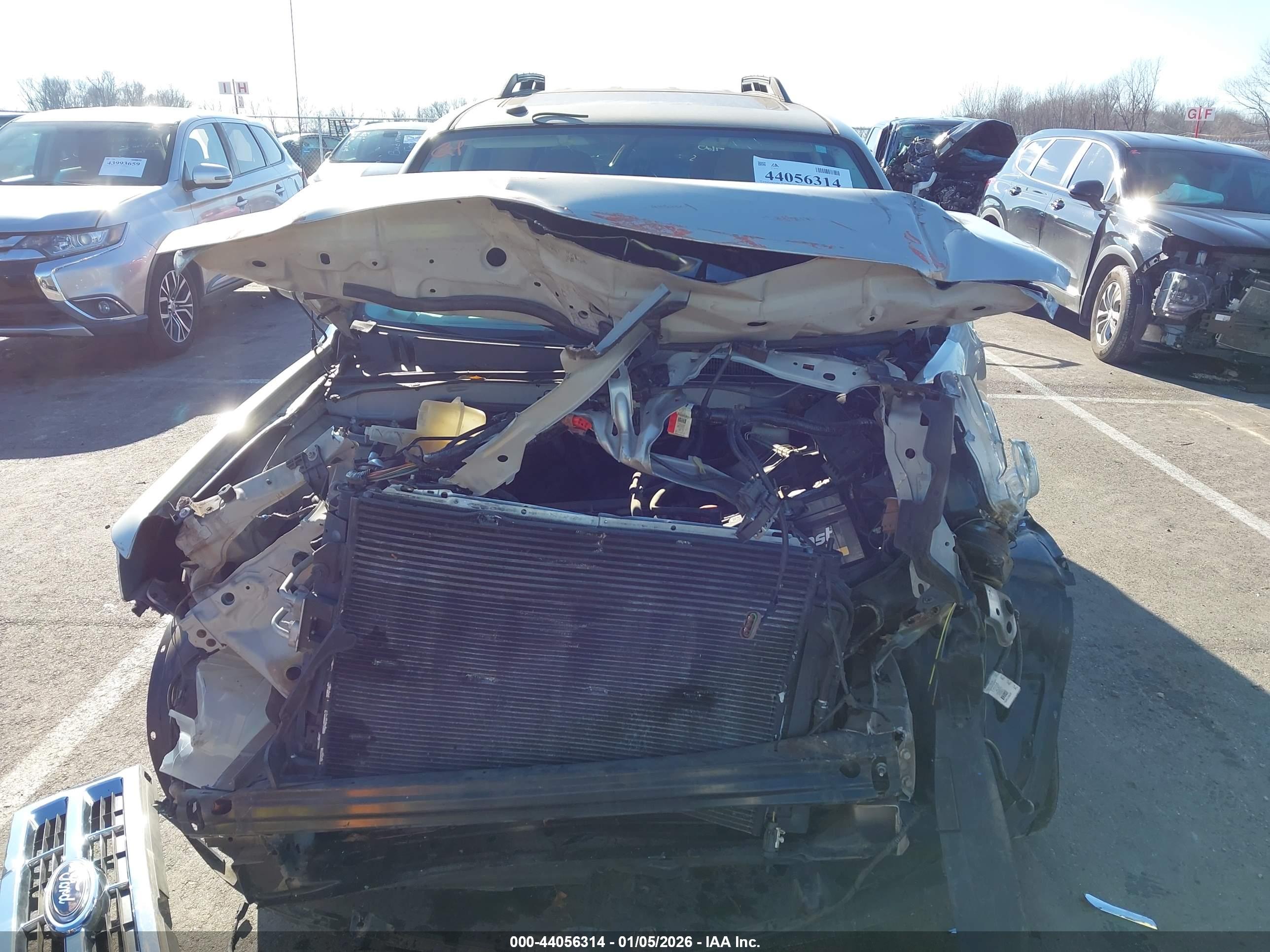 FORD ESCAPE image 6