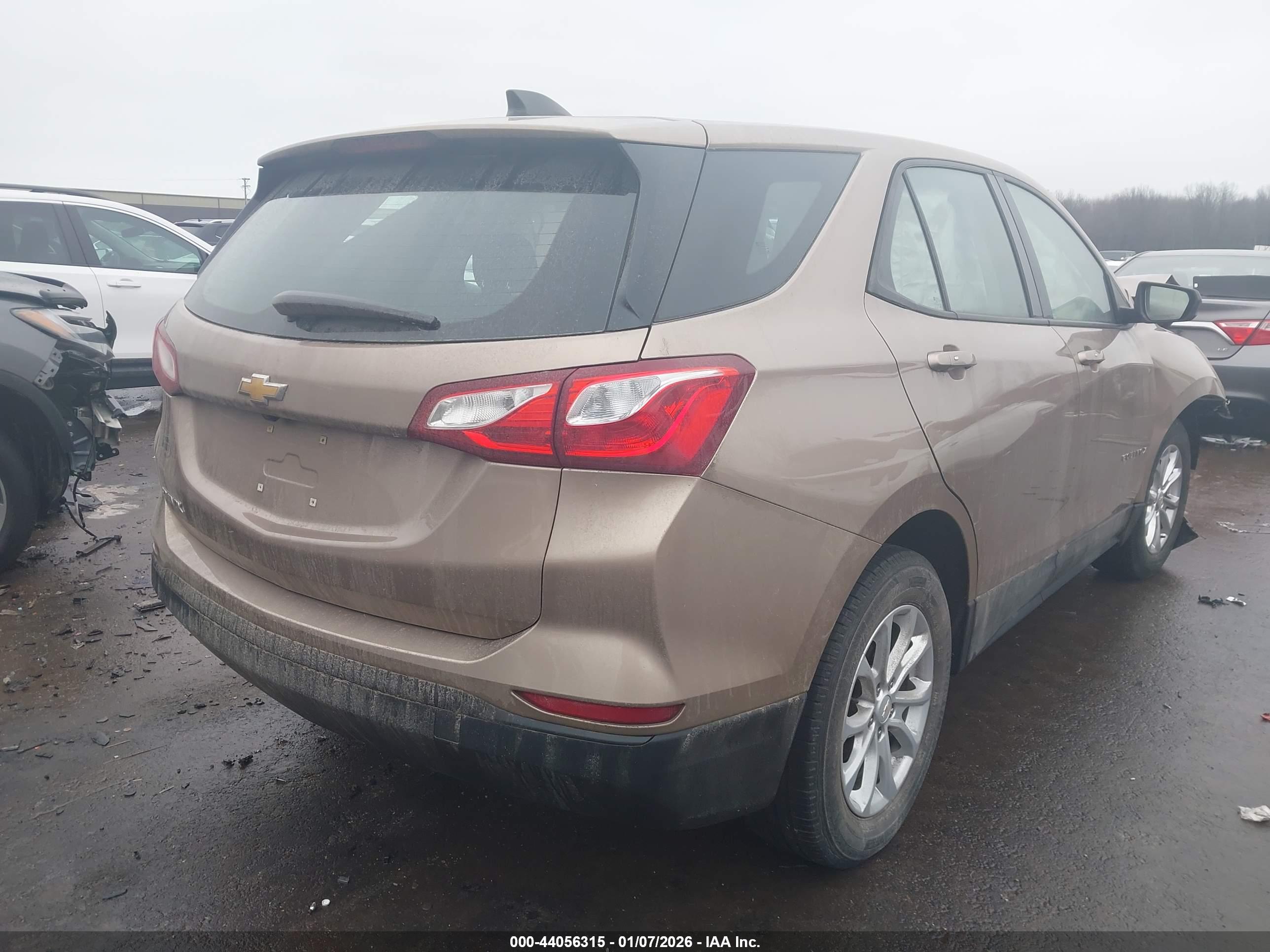 CHEVROLET EQUINOX image 4