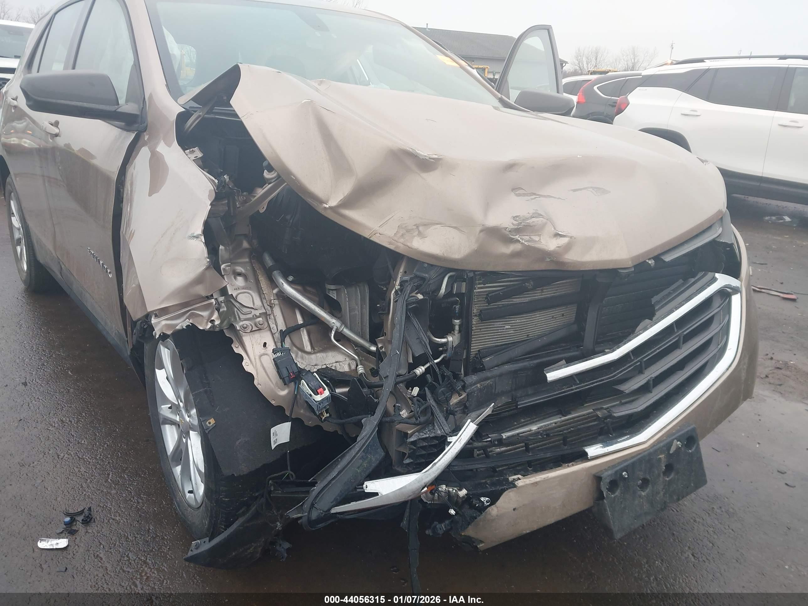 CHEVROLET EQUINOX image 6