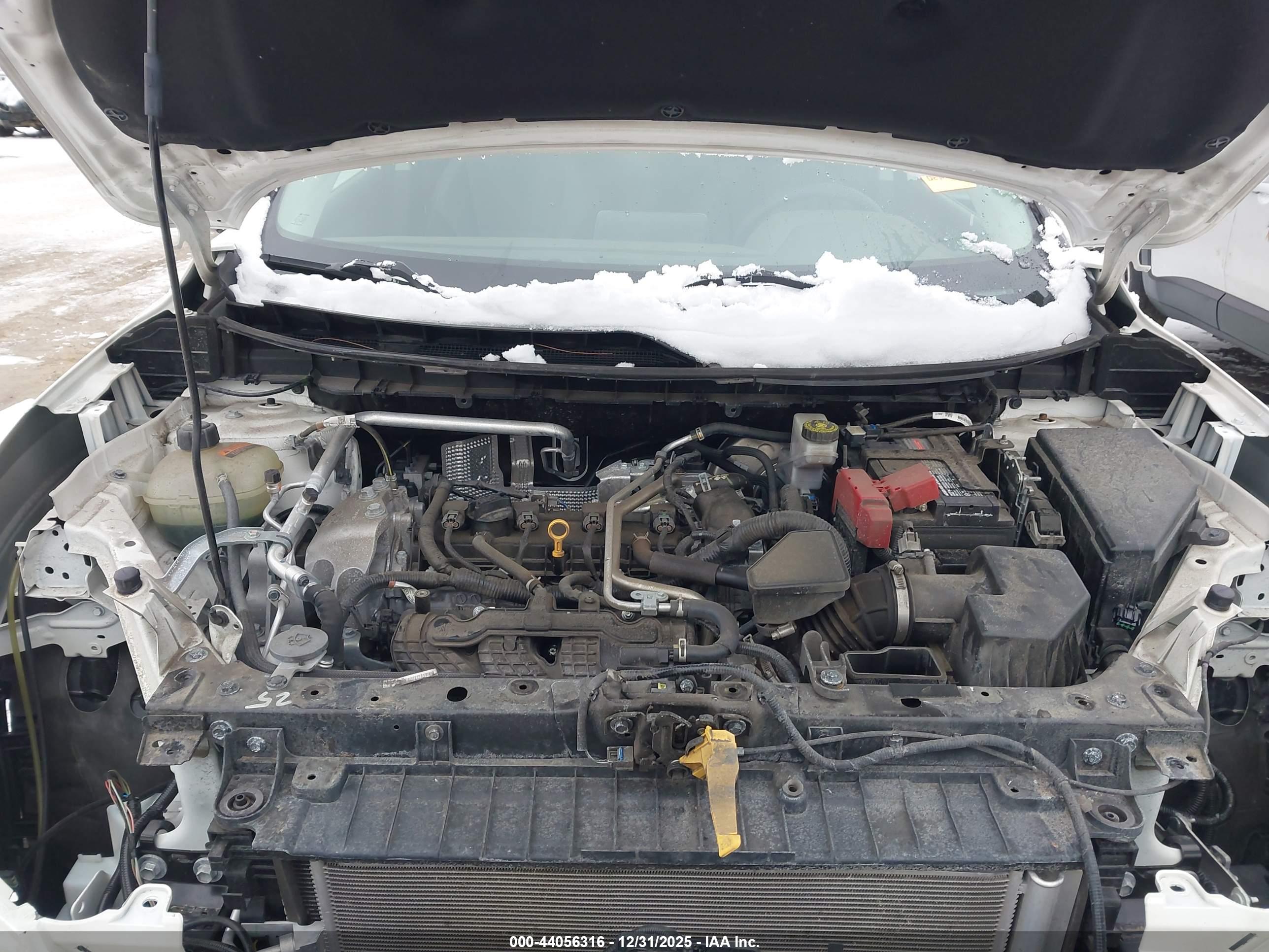NISSAN ROGUE image 10