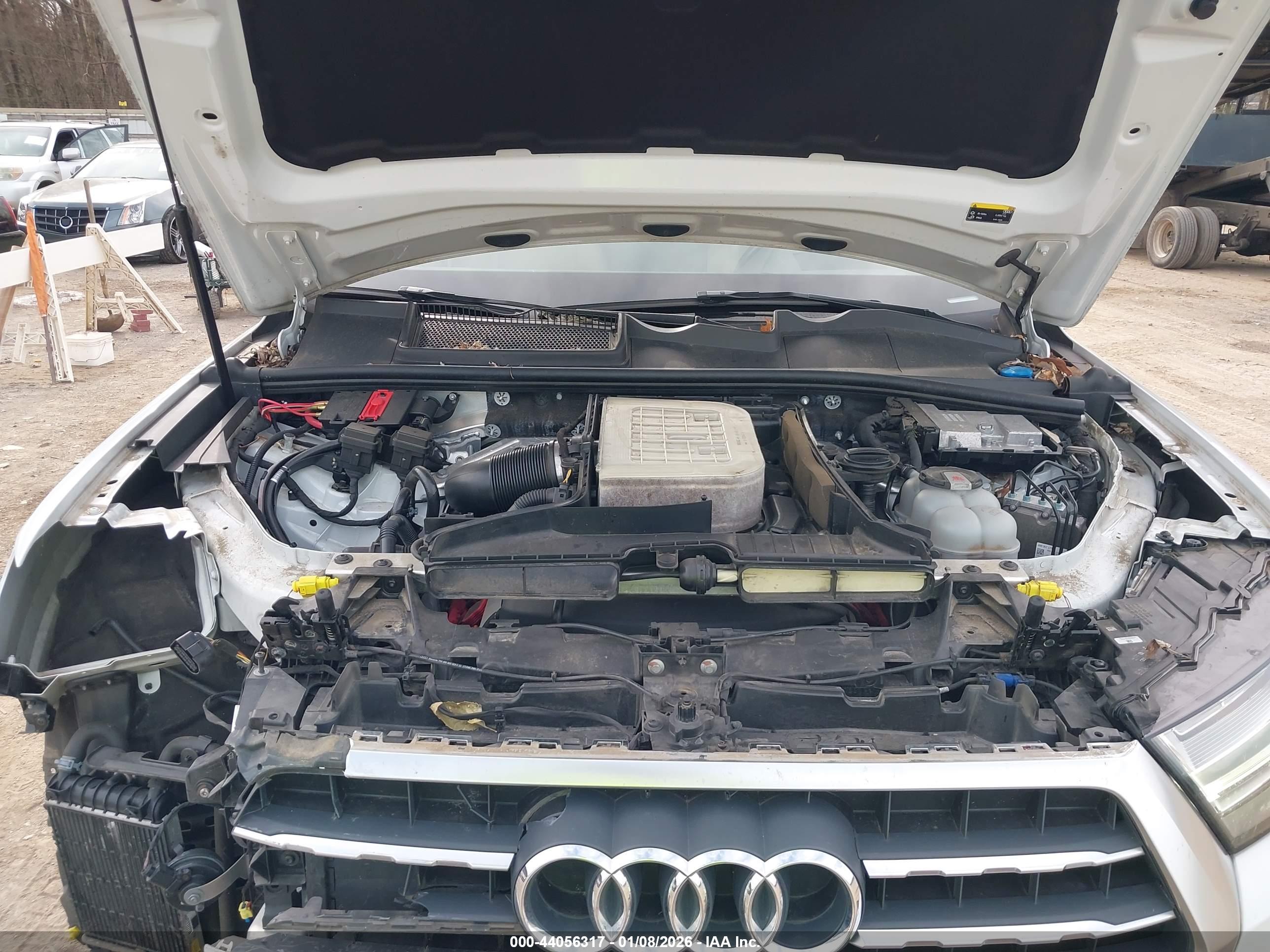 AUDI Q7 image 10