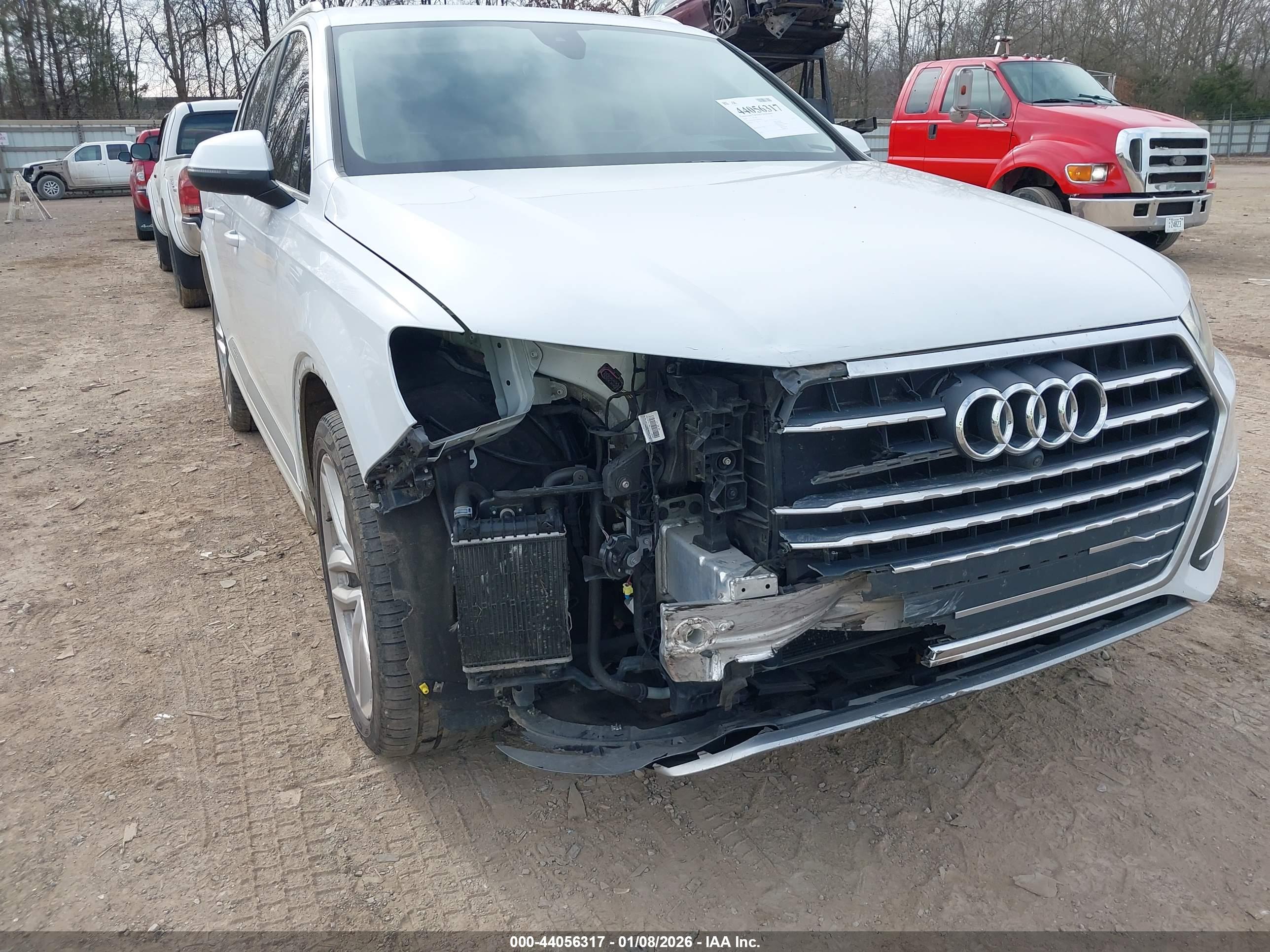 AUDI Q7 image 6