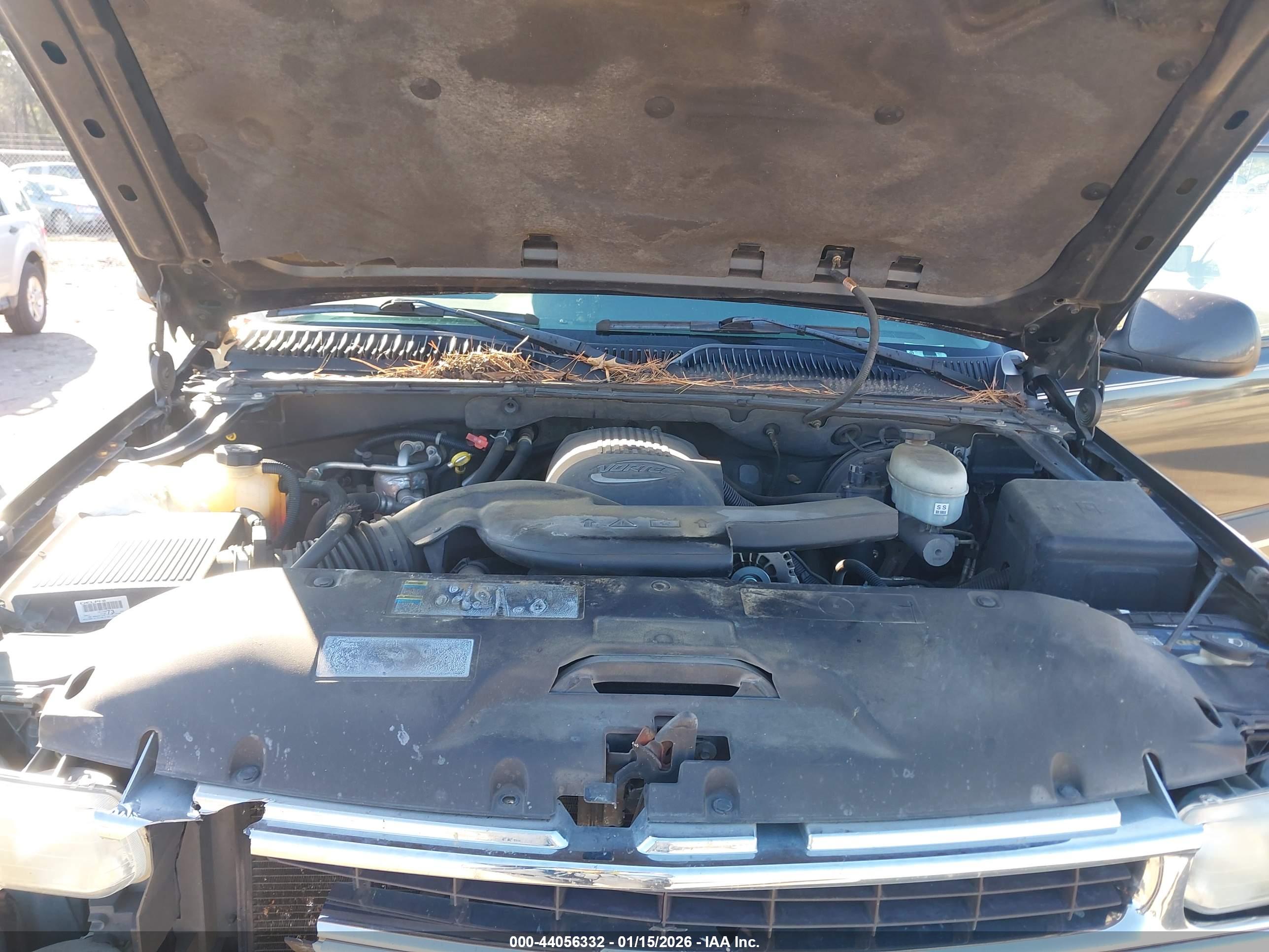 CHEVROLET TAHOE image 10
