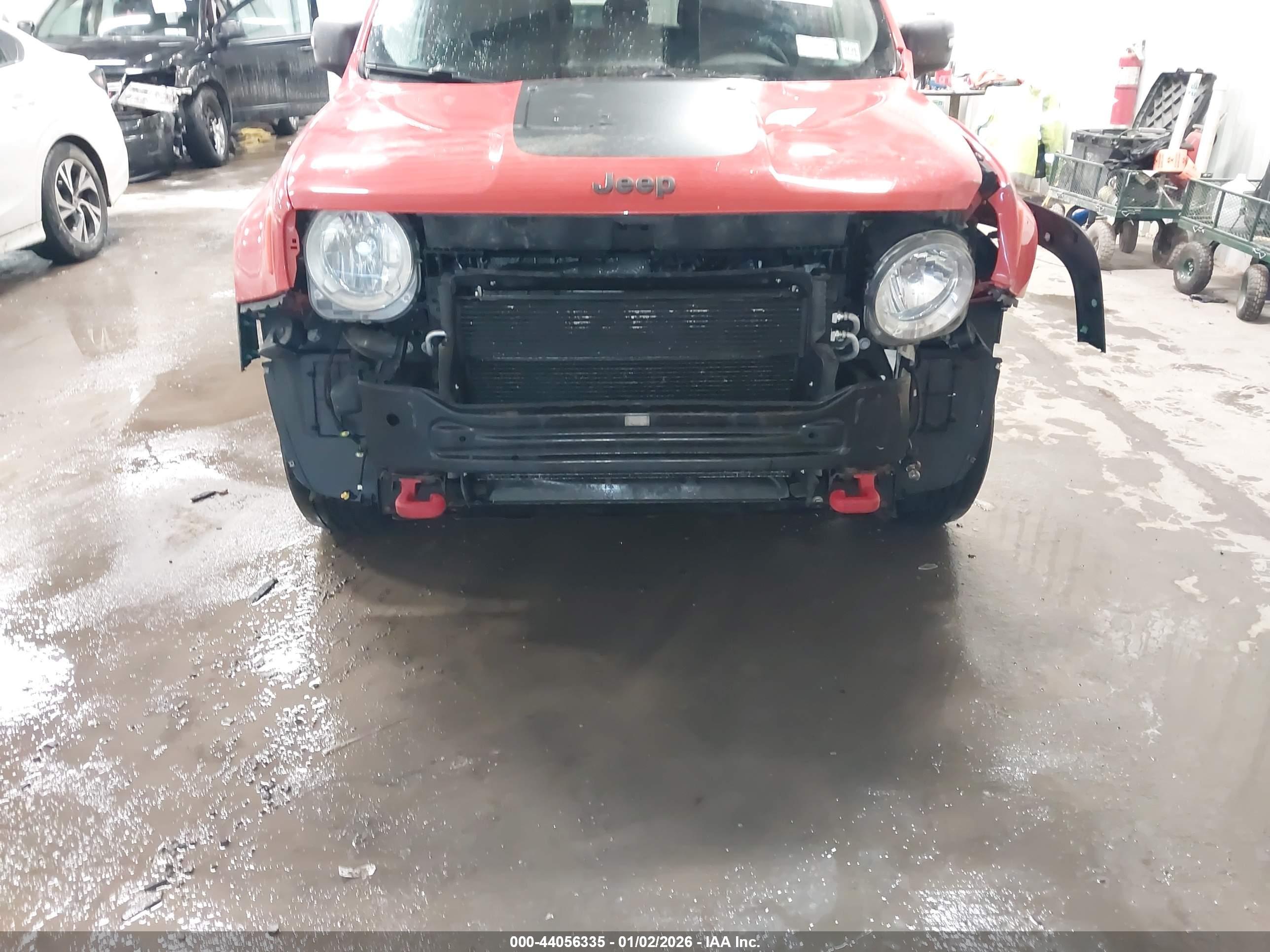JEEP RENEGADE image 6