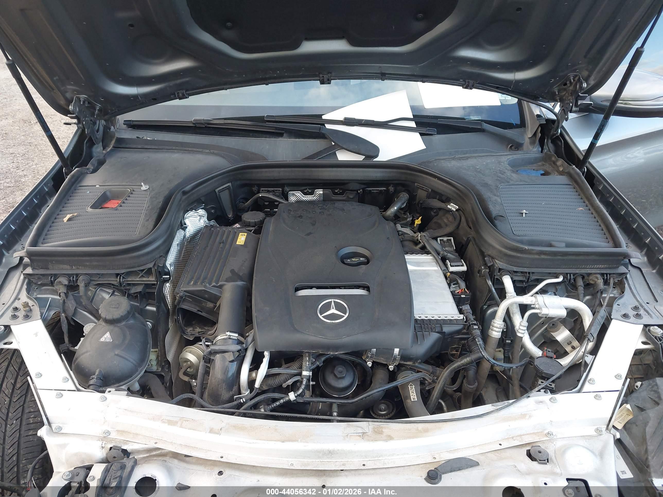 MERCEDES-BENZ GLC image 10