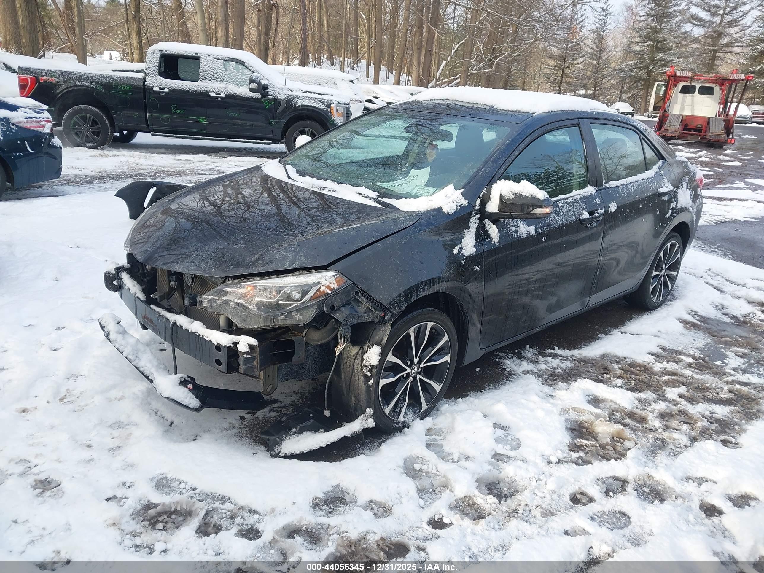 TOYOTA COROLLA image 2