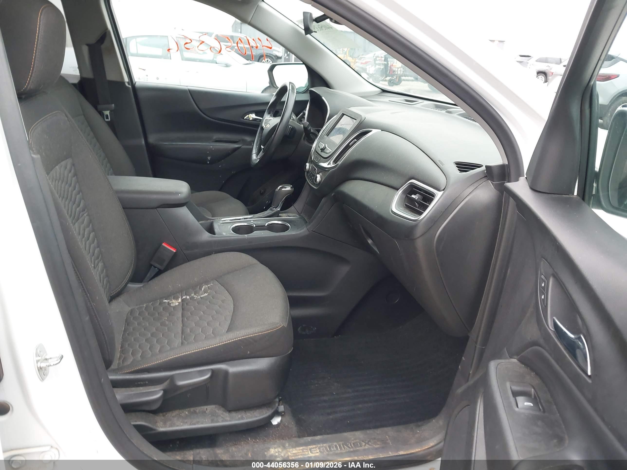 CHEVROLET EQUINOX image 5