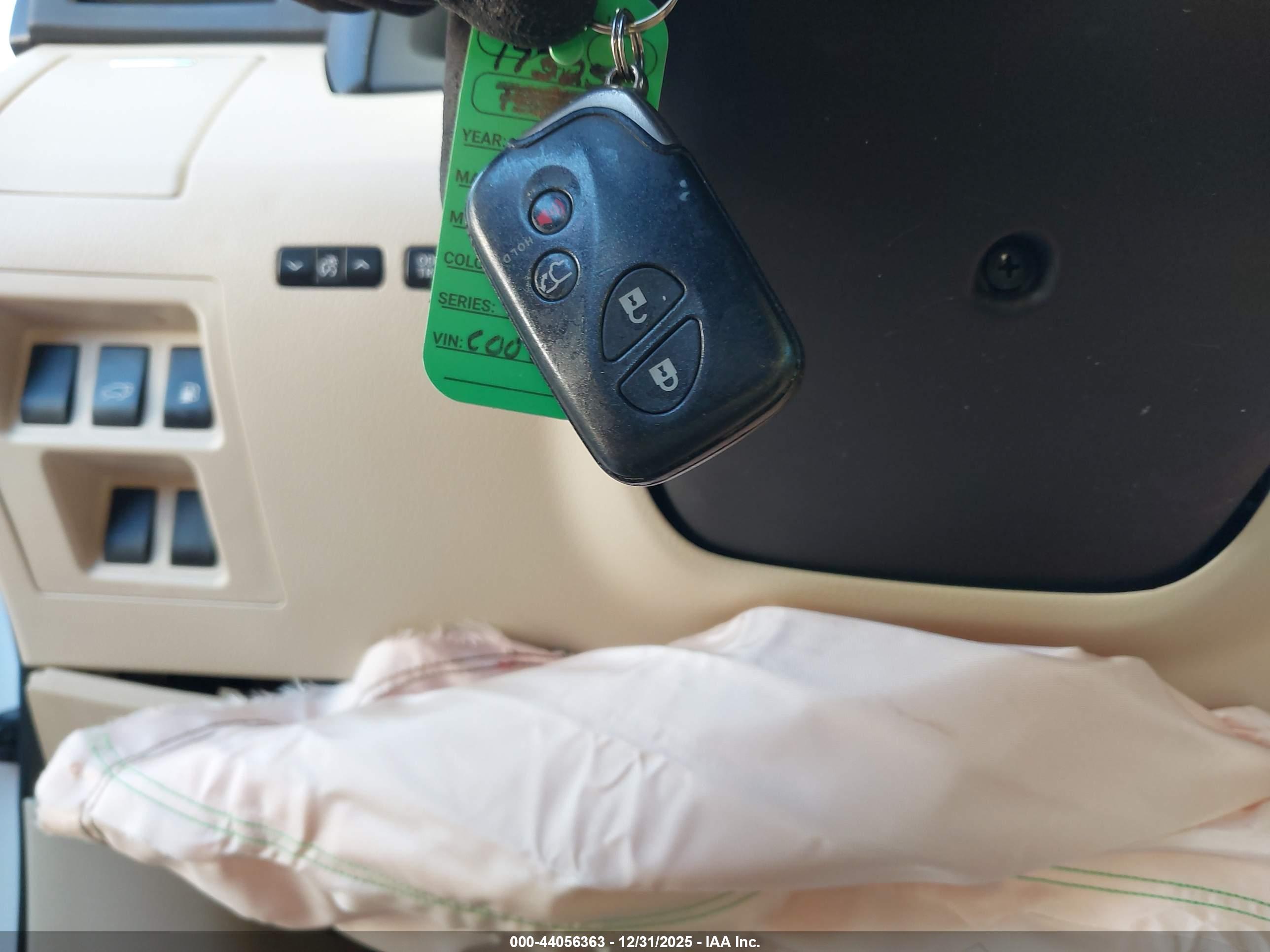 LEXUS RX image 11