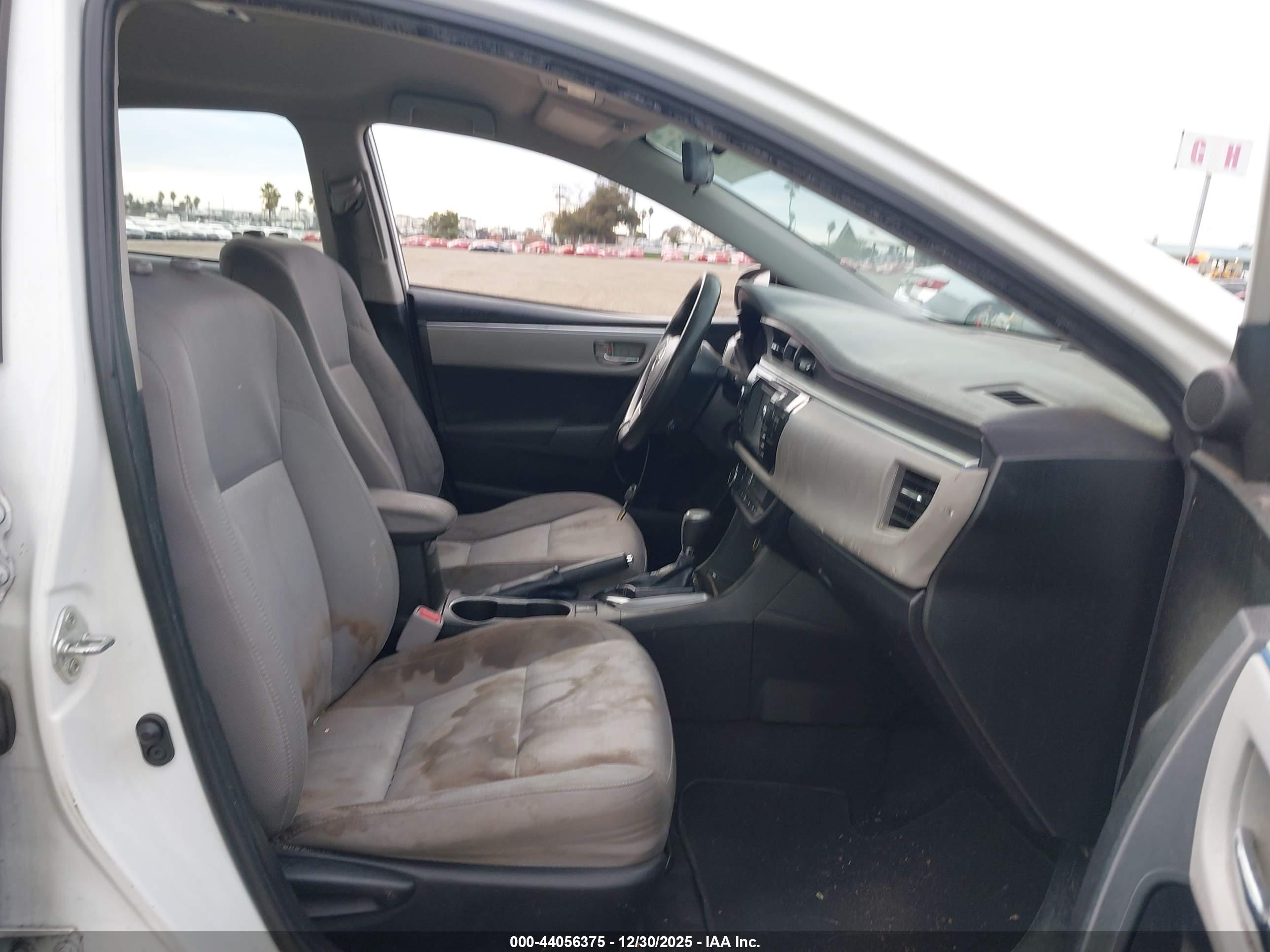 TOYOTA COROLLA image 5