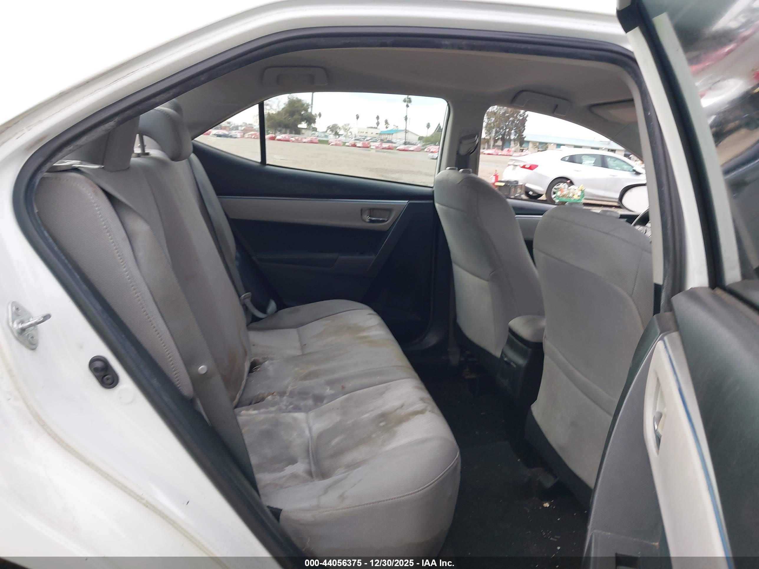 TOYOTA COROLLA image 8