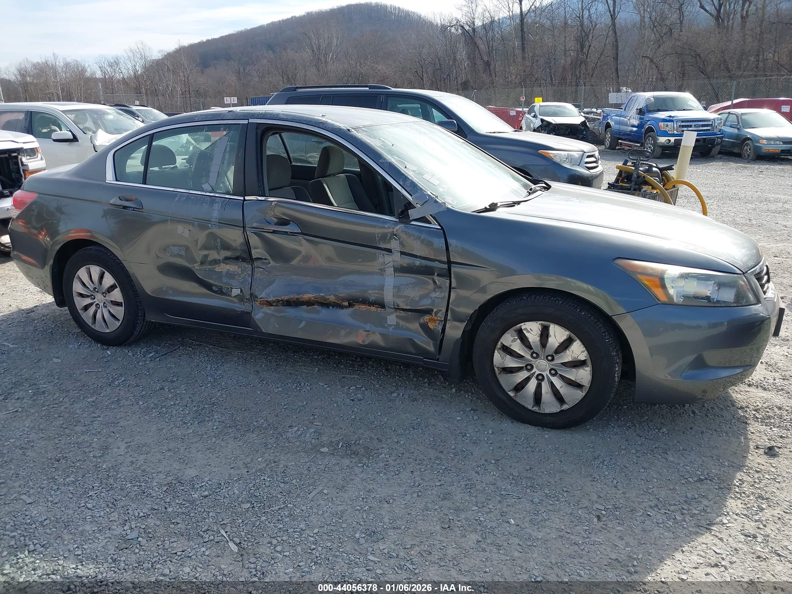 HONDA ACCORD image 6