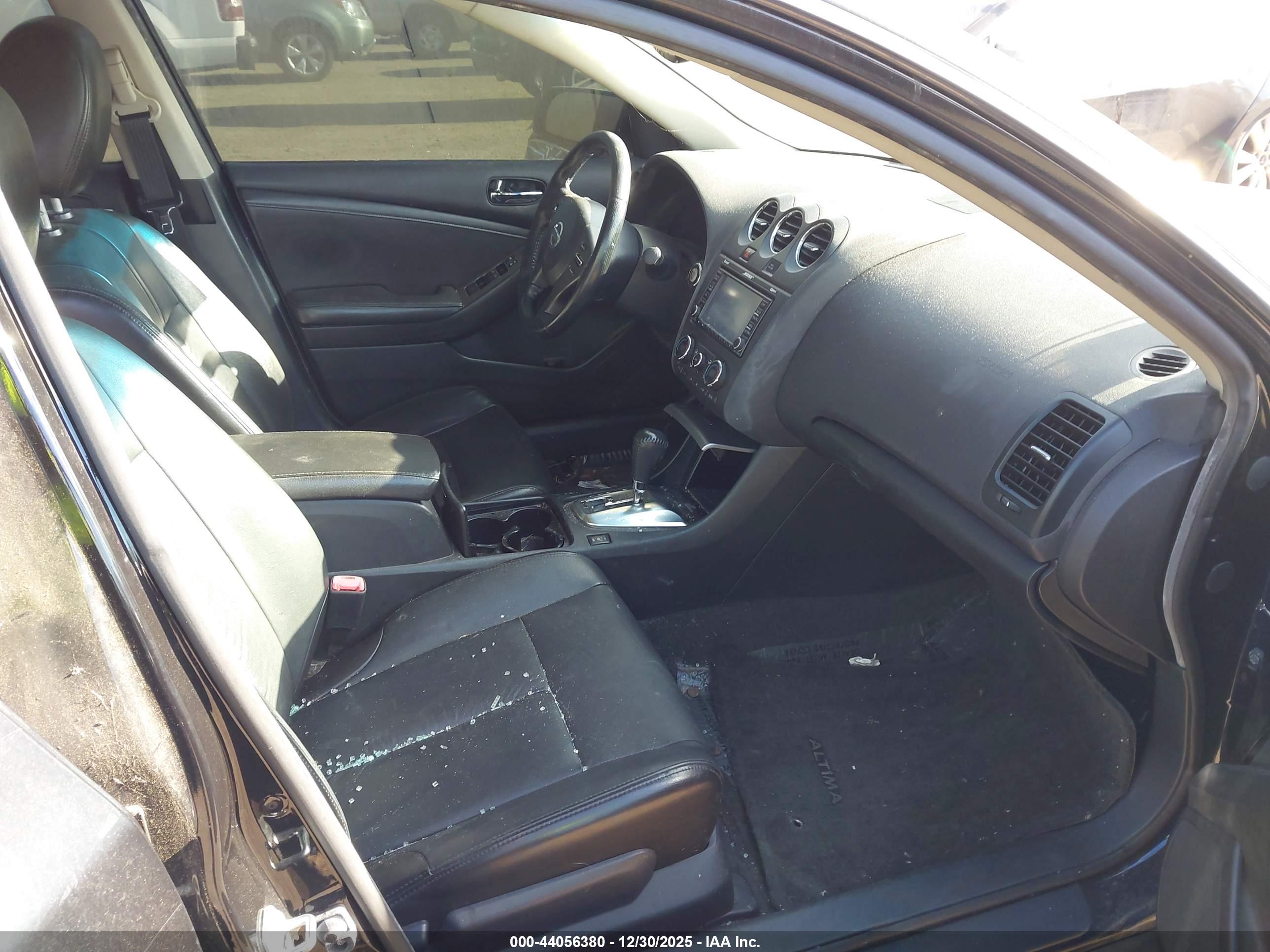 NISSAN ALTIMA image 5