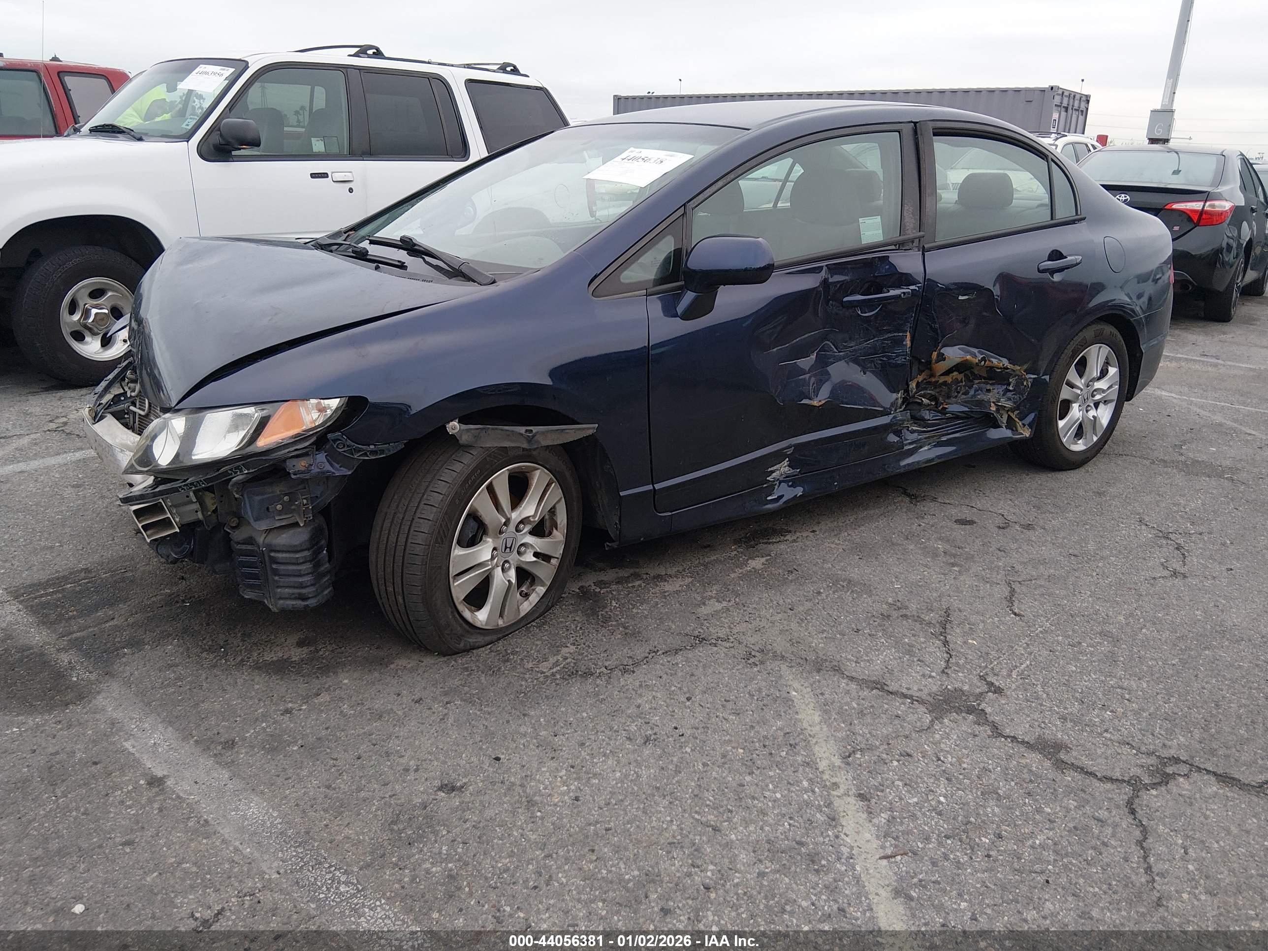 HONDA CIVIC image 2