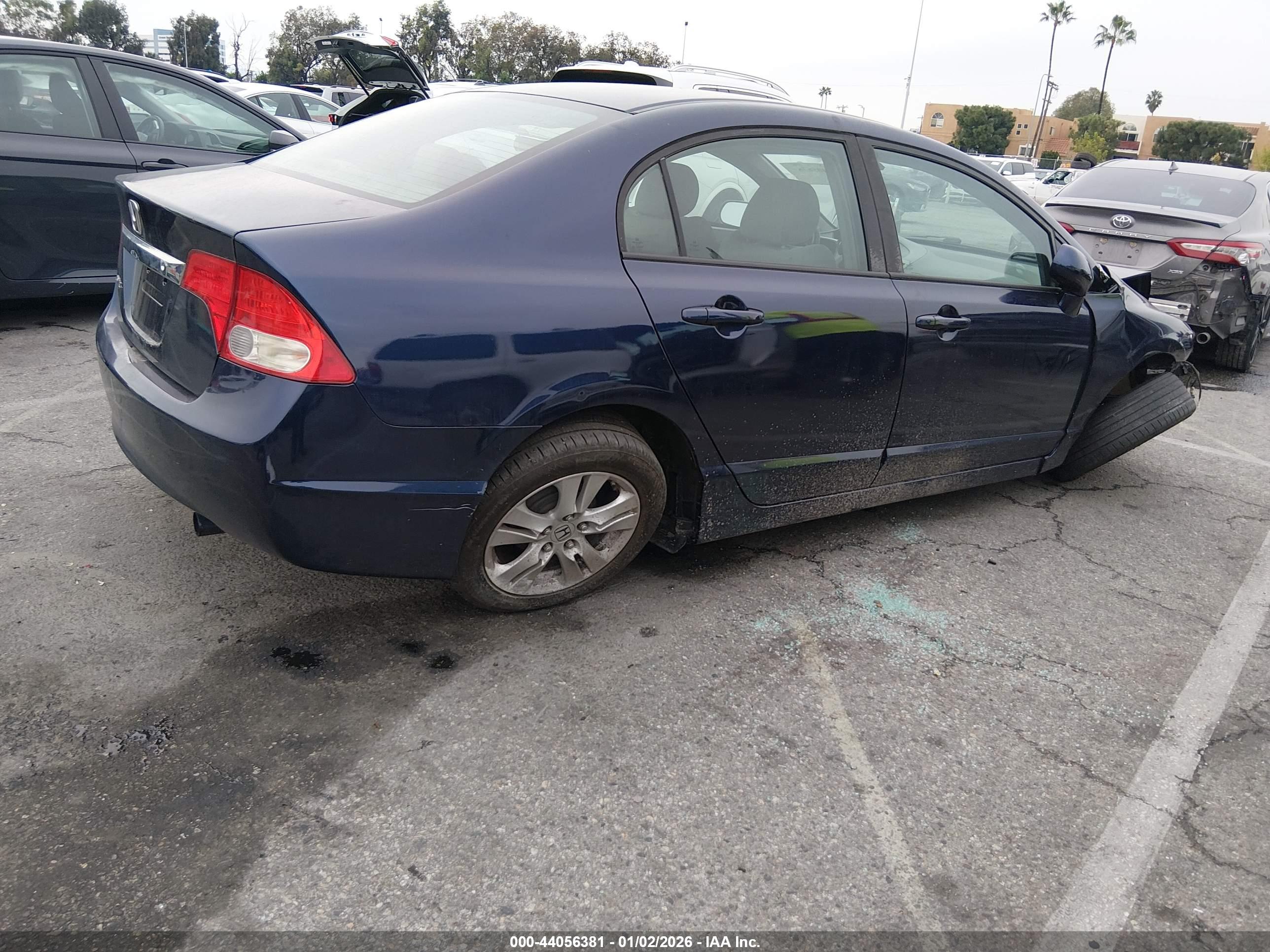 HONDA CIVIC image 4